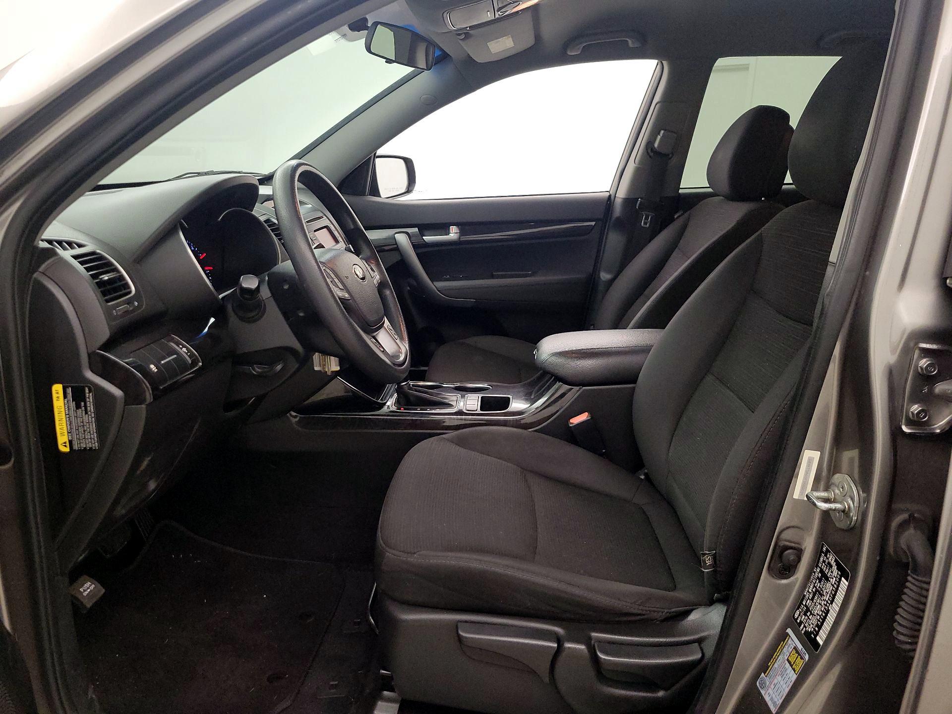 Thumbnail: 2015 Kia Sorento - 11