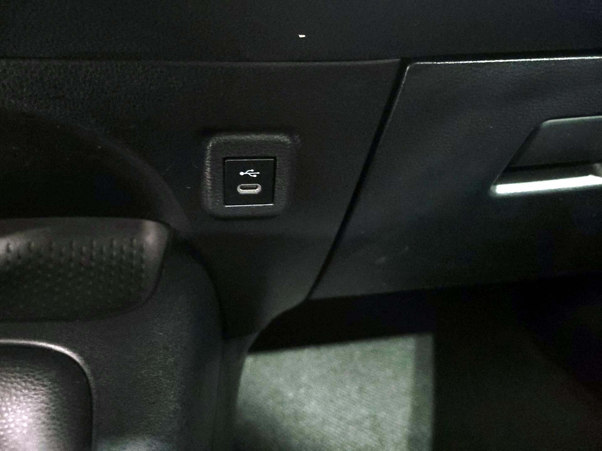 Thumbnail: 2024 Toyota Corolla - 18