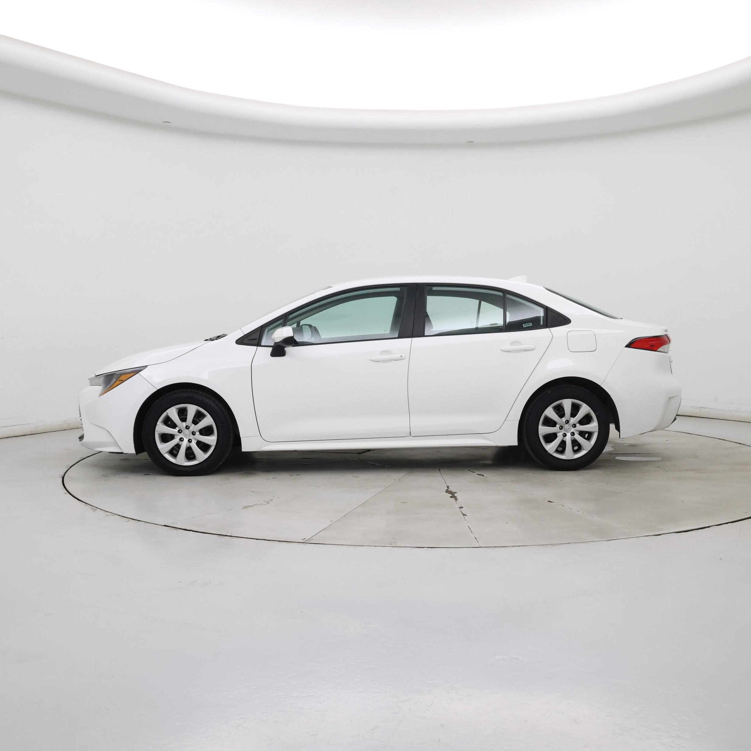 Thumbnail: 2024 Toyota Corolla - 3