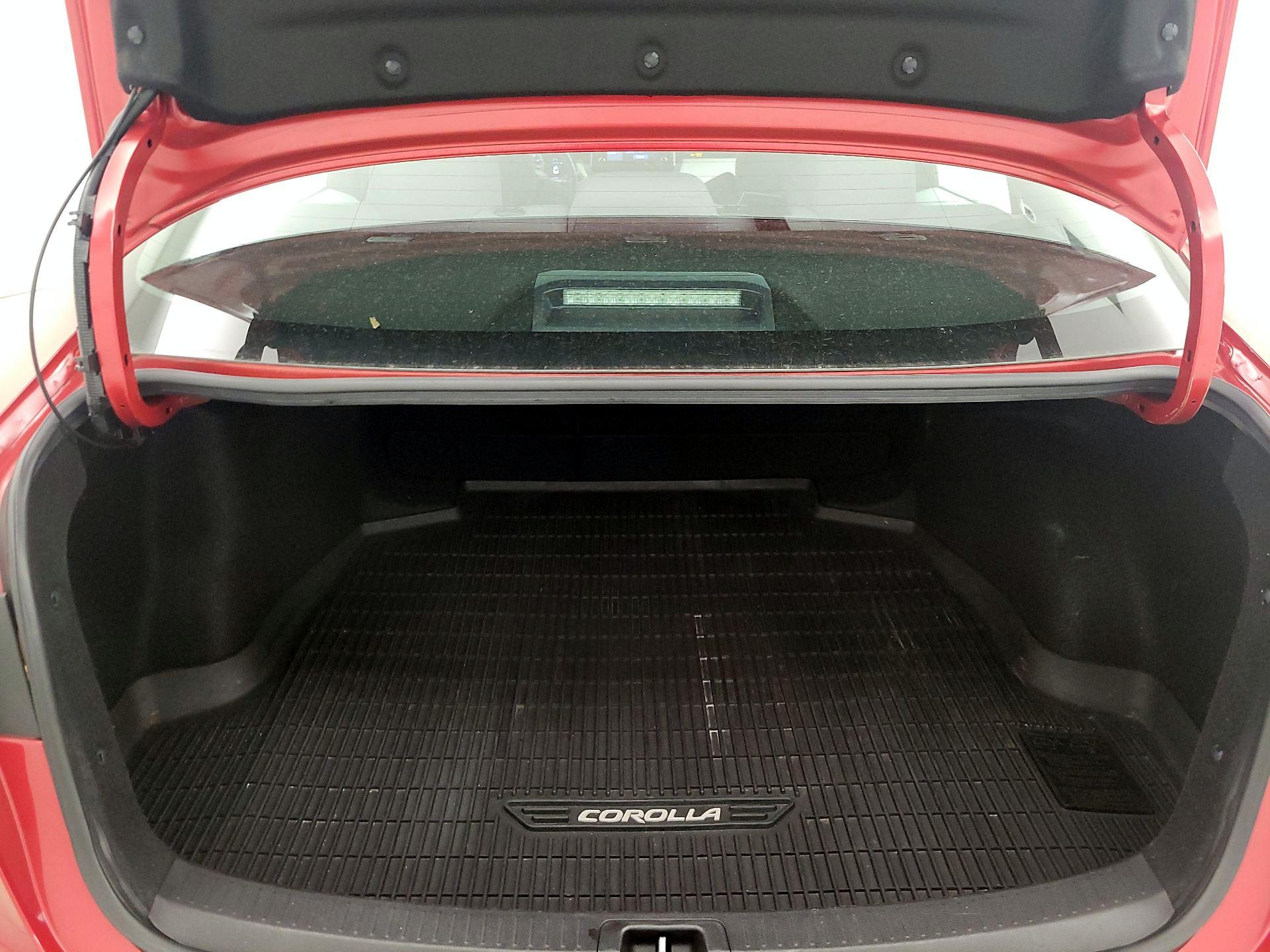 Thumbnail: 2020 Toyota Corolla - 20