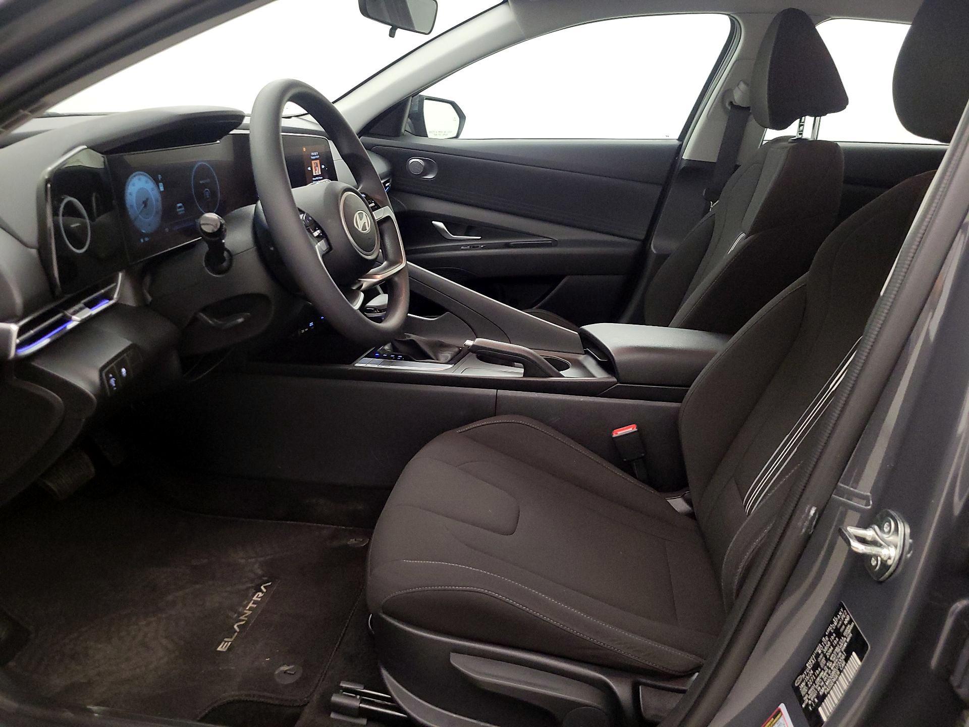 Thumbnail: 2024 Hyundai Elantra - 11