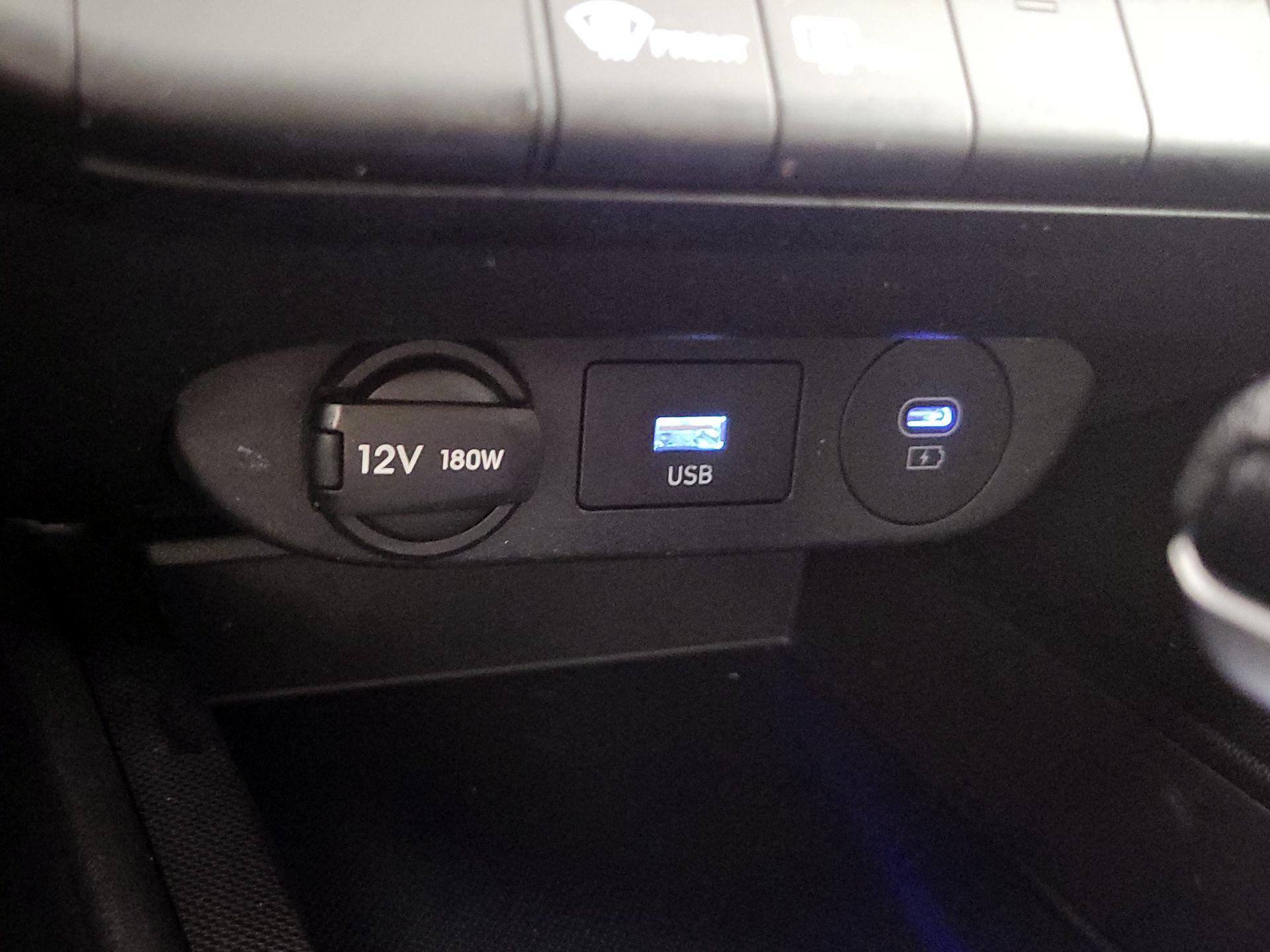 Thumbnail: 2024 Hyundai Elantra - 19