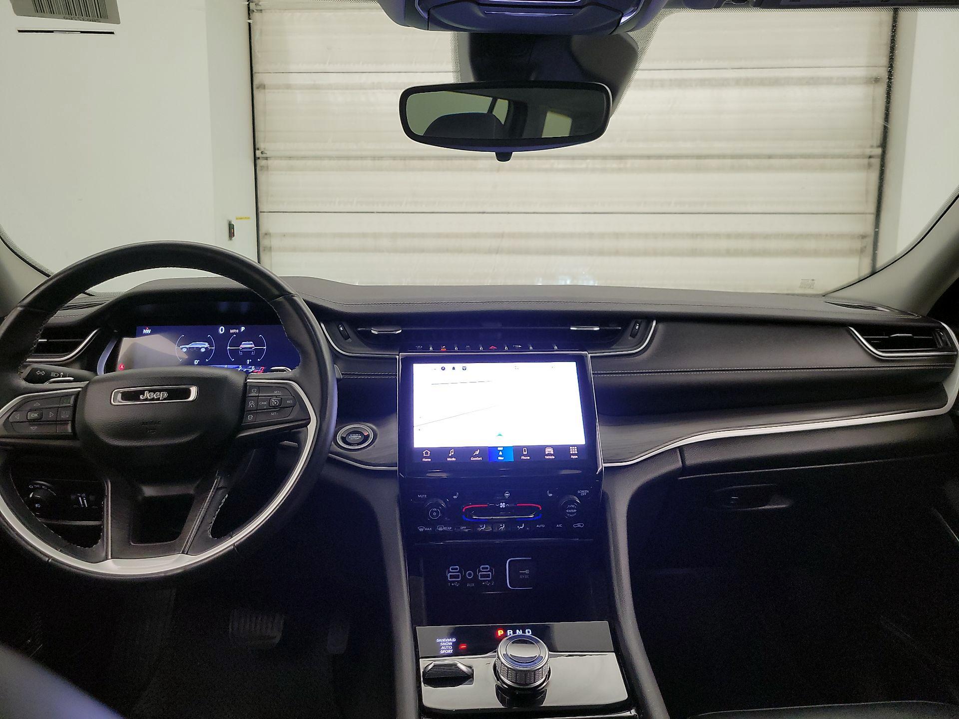 Thumbnail: 2022 Jeep Grand Cherokee L - 9