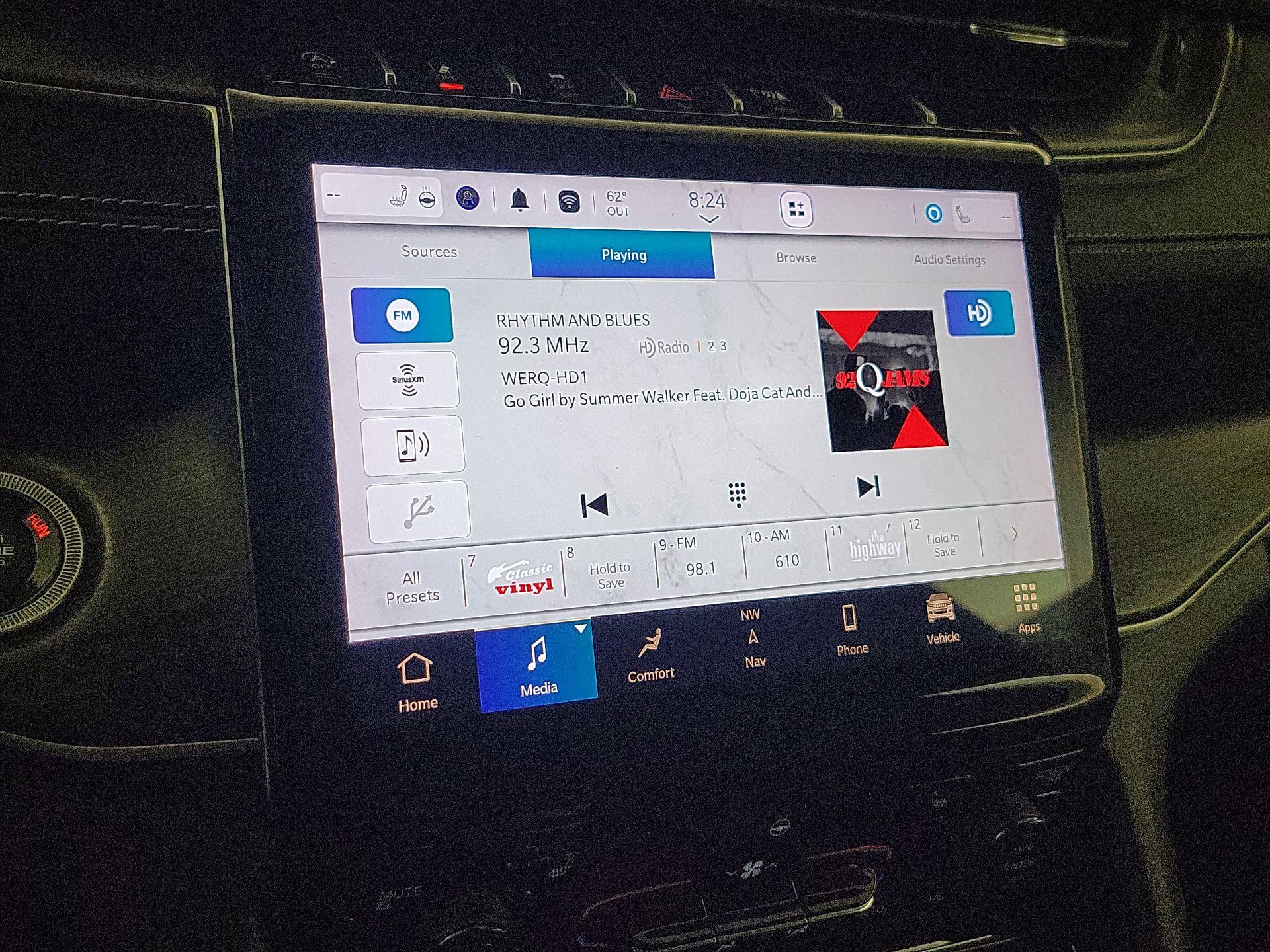 Thumbnail: 2022 Jeep Grand Cherokee L - 16