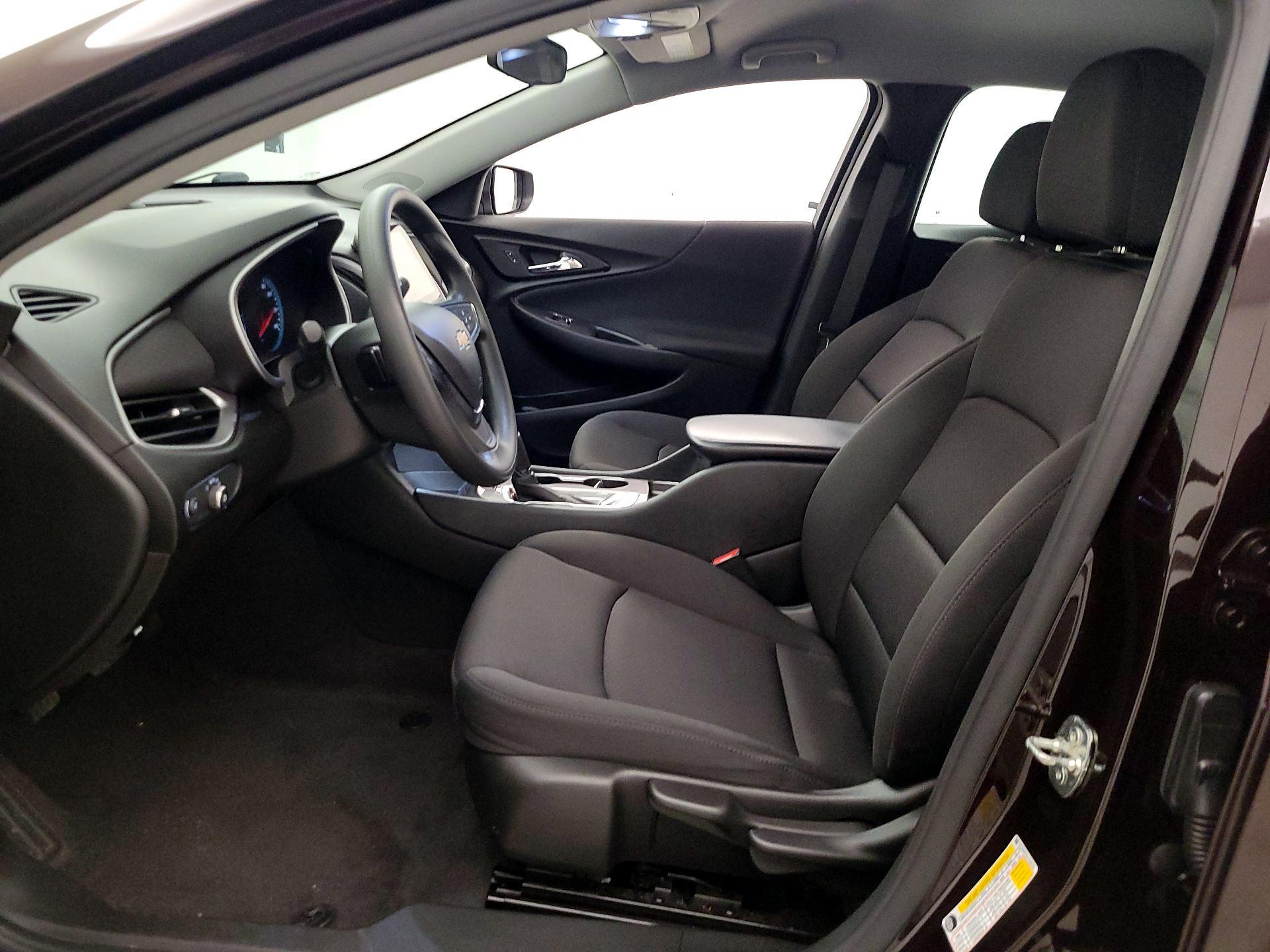 Thumbnail: 2020 Chevrolet Malibu - 11