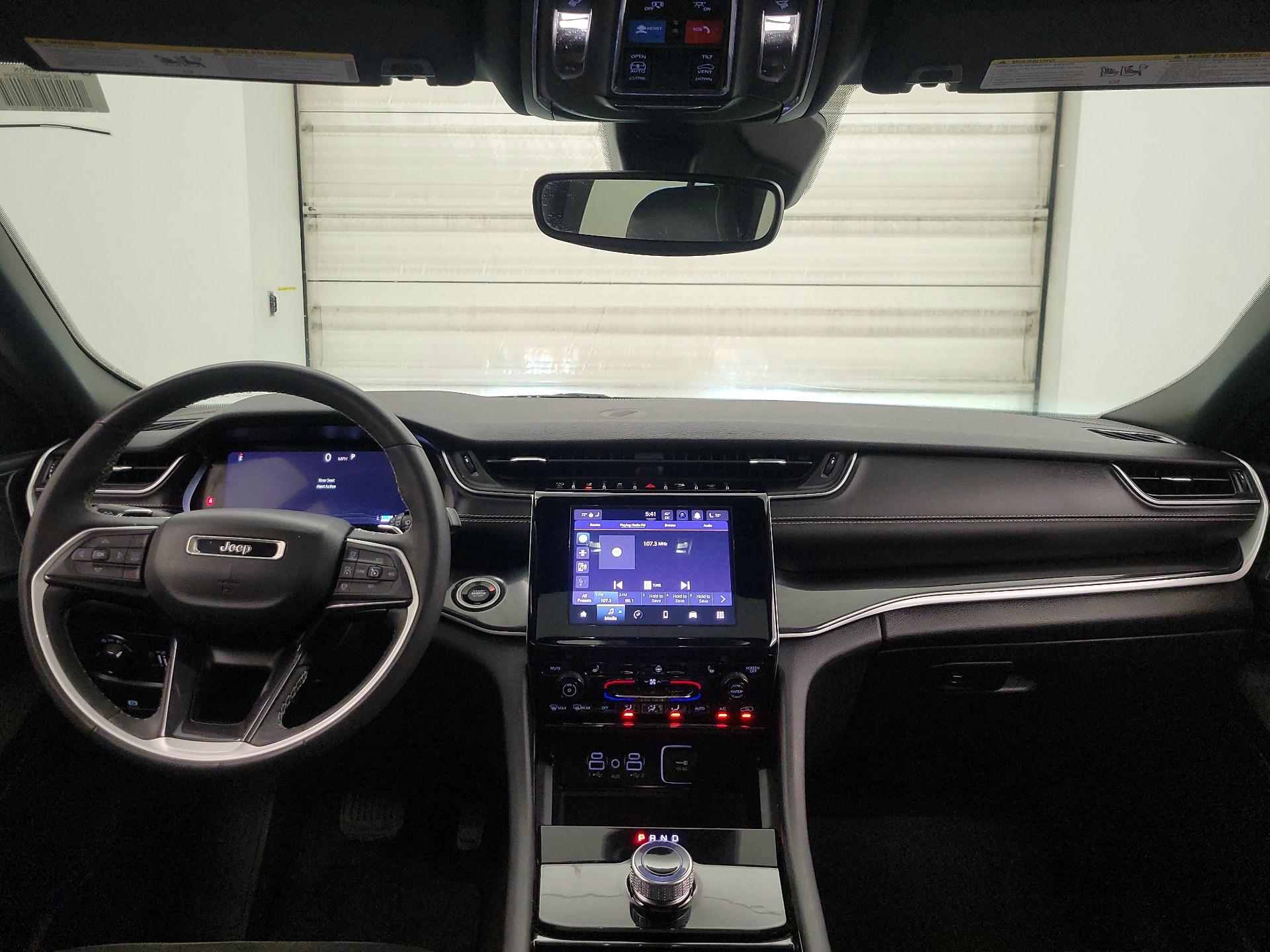 Thumbnail: 2023 Jeep Grand Cherokee - 9