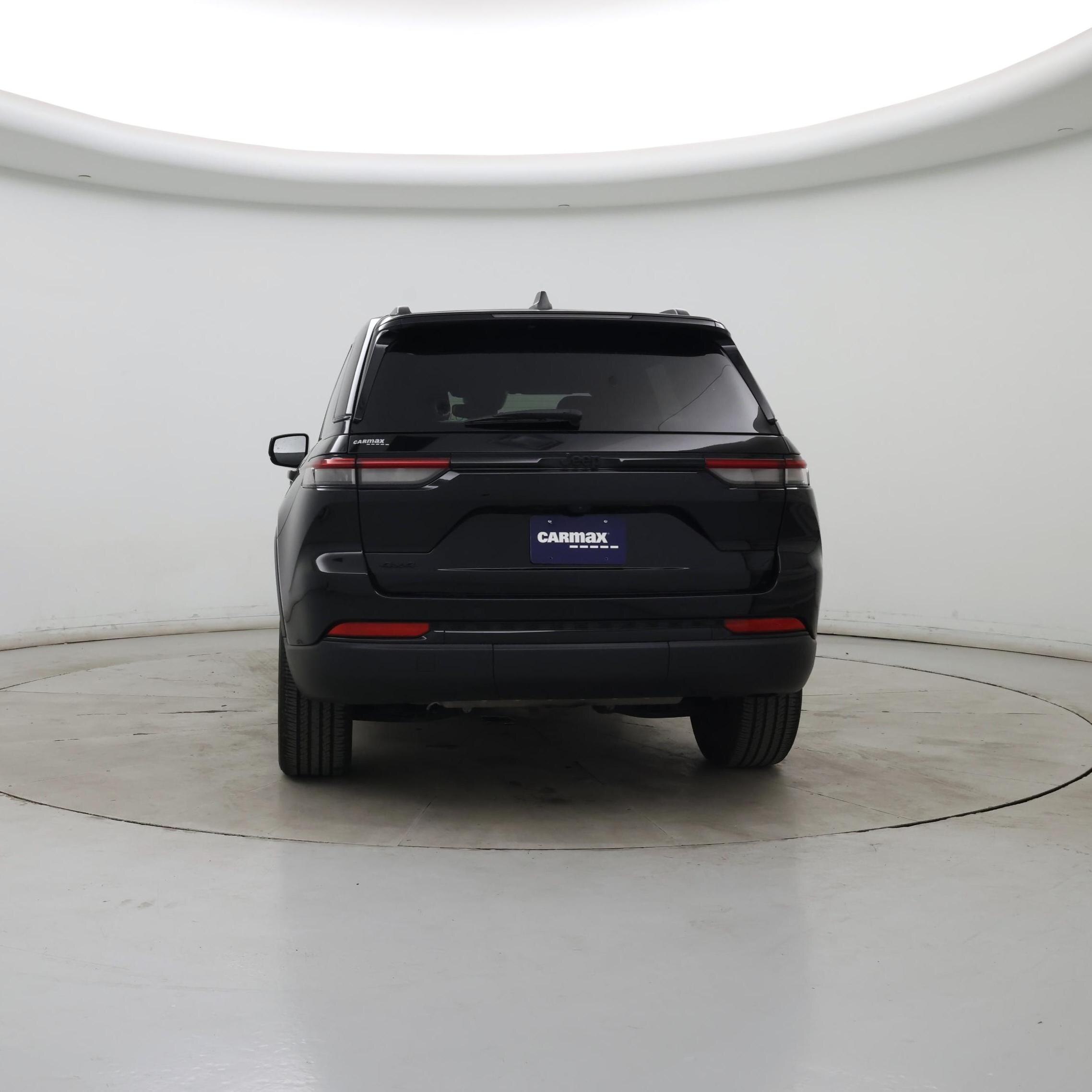 Thumbnail: 2023 Jeep Grand Cherokee - 6