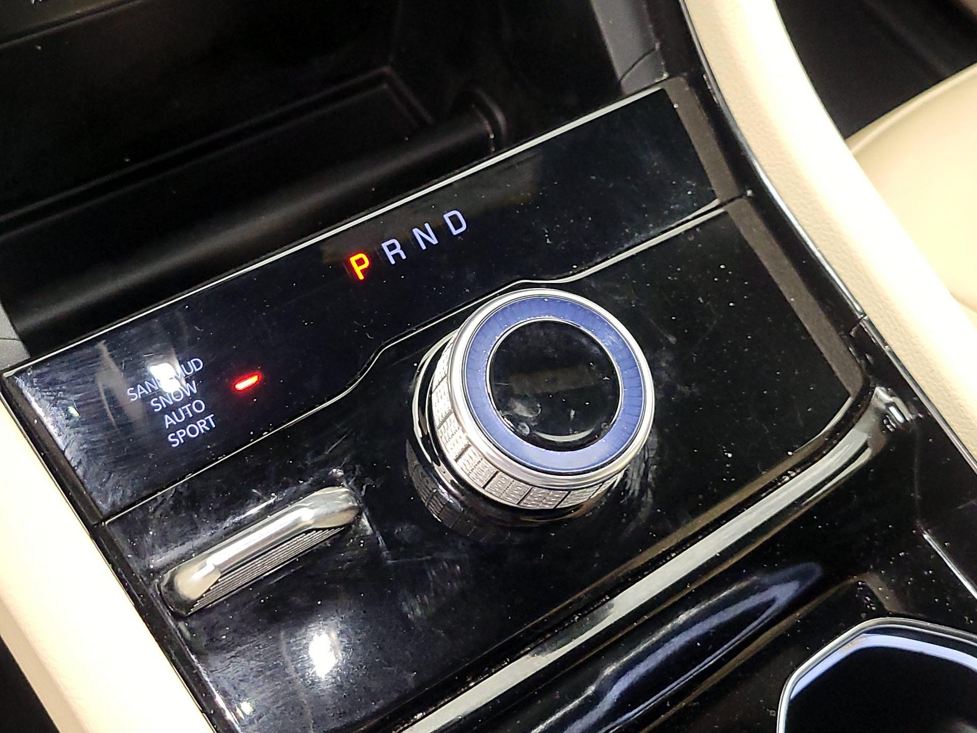 Thumbnail: 2023 Jeep Grand Cherokee - 18