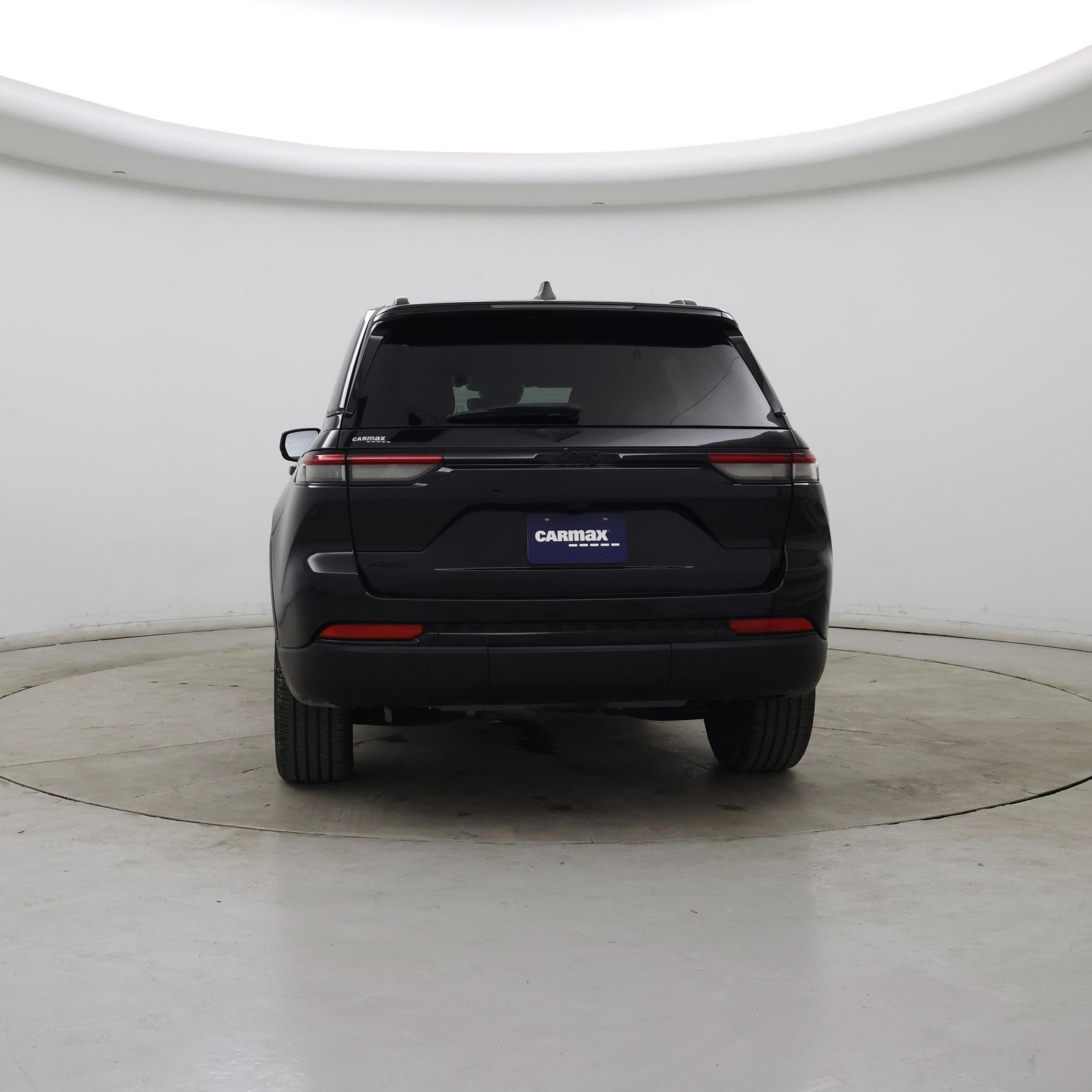 Thumbnail: 2023 Jeep Grand Cherokee - 6