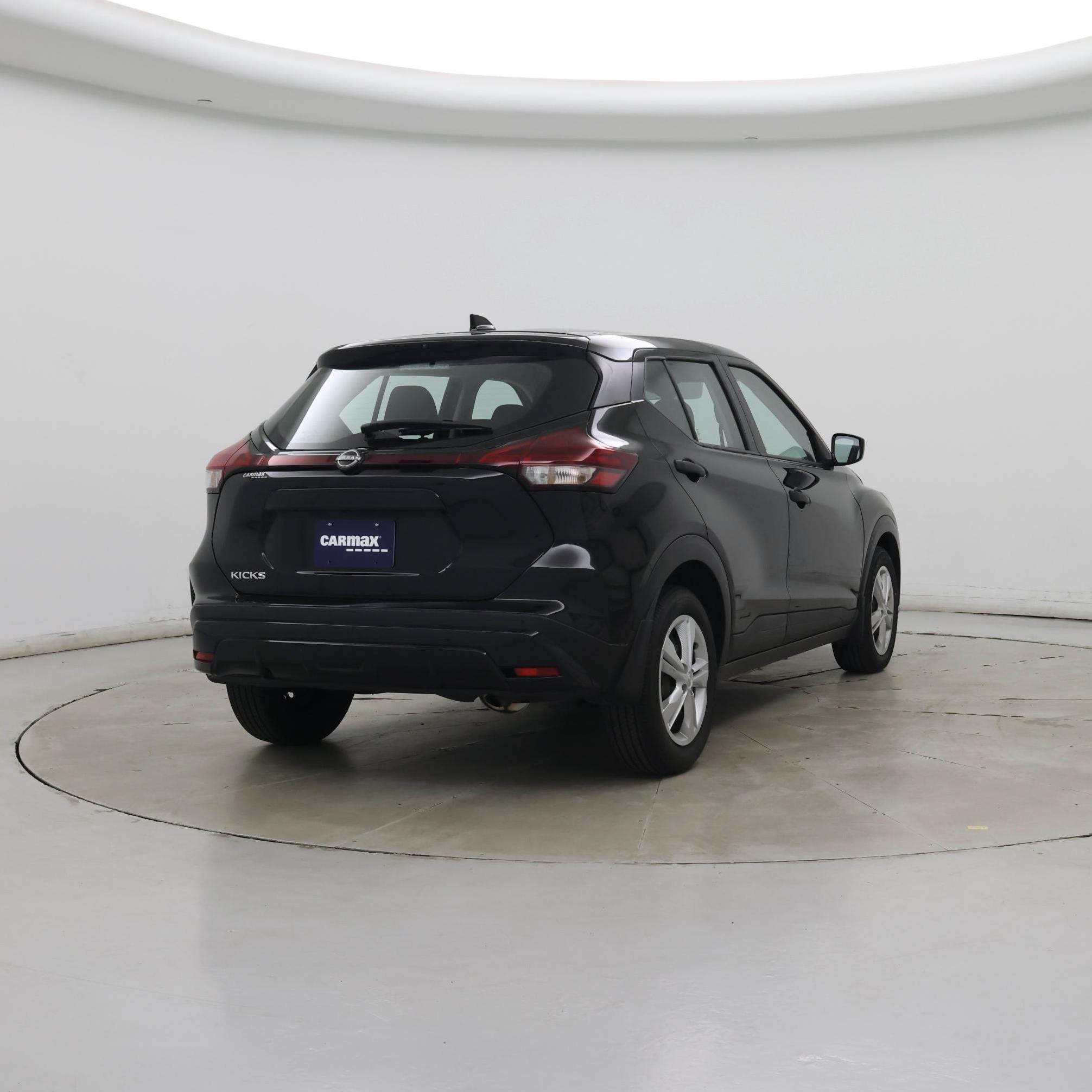 Thumbnail: 2024 Nissan Kicks - 8