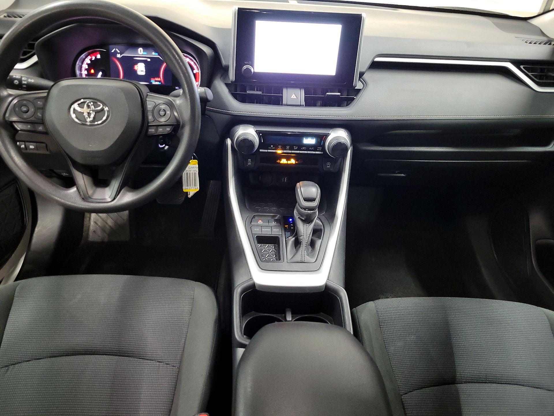 Thumbnail: 2024 Toyota RAV4 - 9