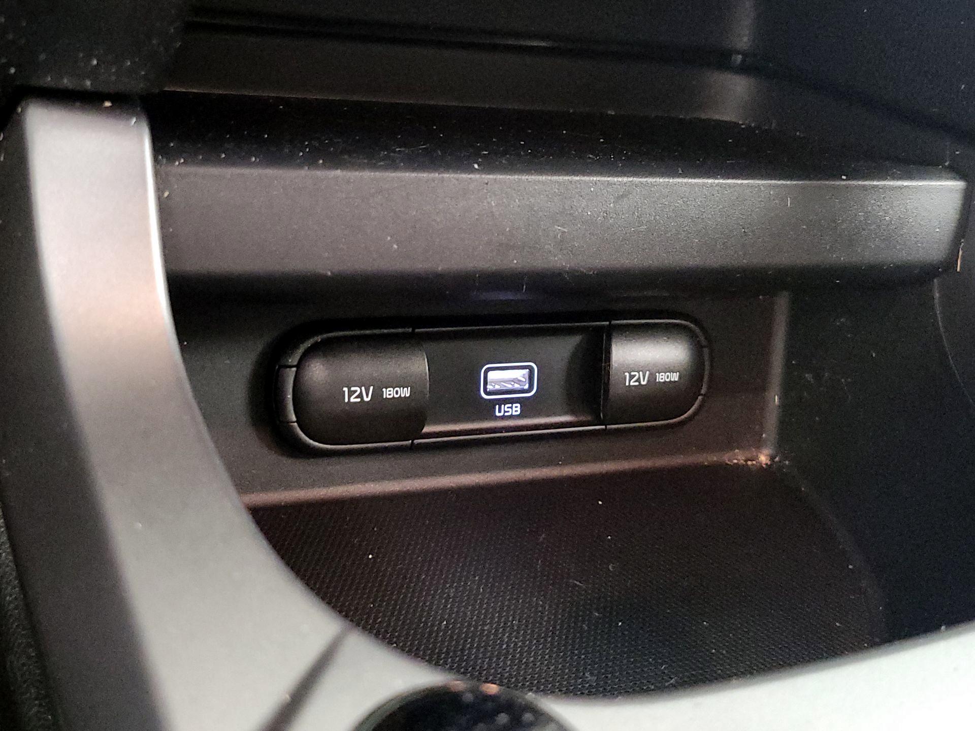 Thumbnail: 2021 Kia Seltos - 18