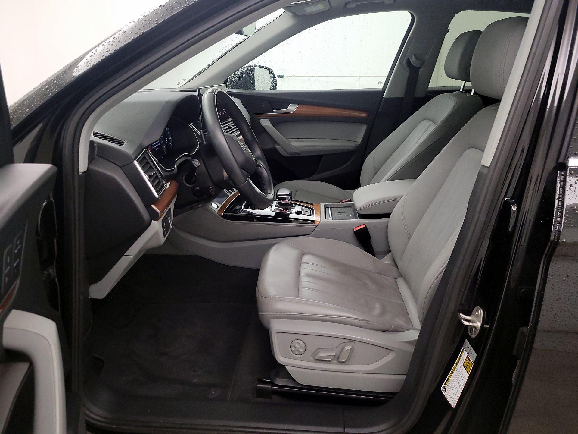 Thumbnail: 2021 Audi Q5 - 11