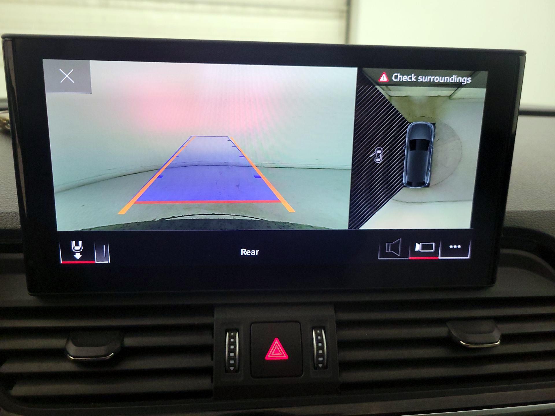 Thumbnail: 2021 Audi Q5 - 14