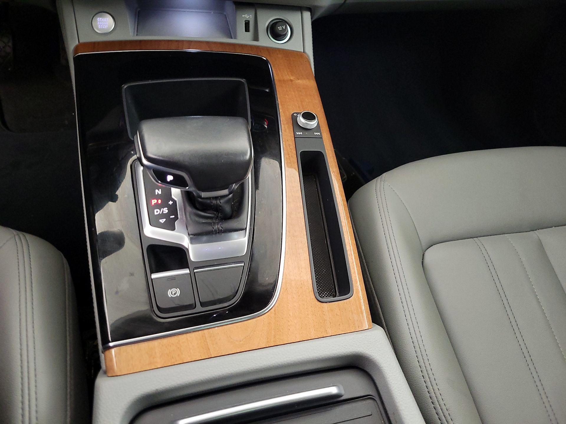 Thumbnail: 2021 Audi Q5 - 17