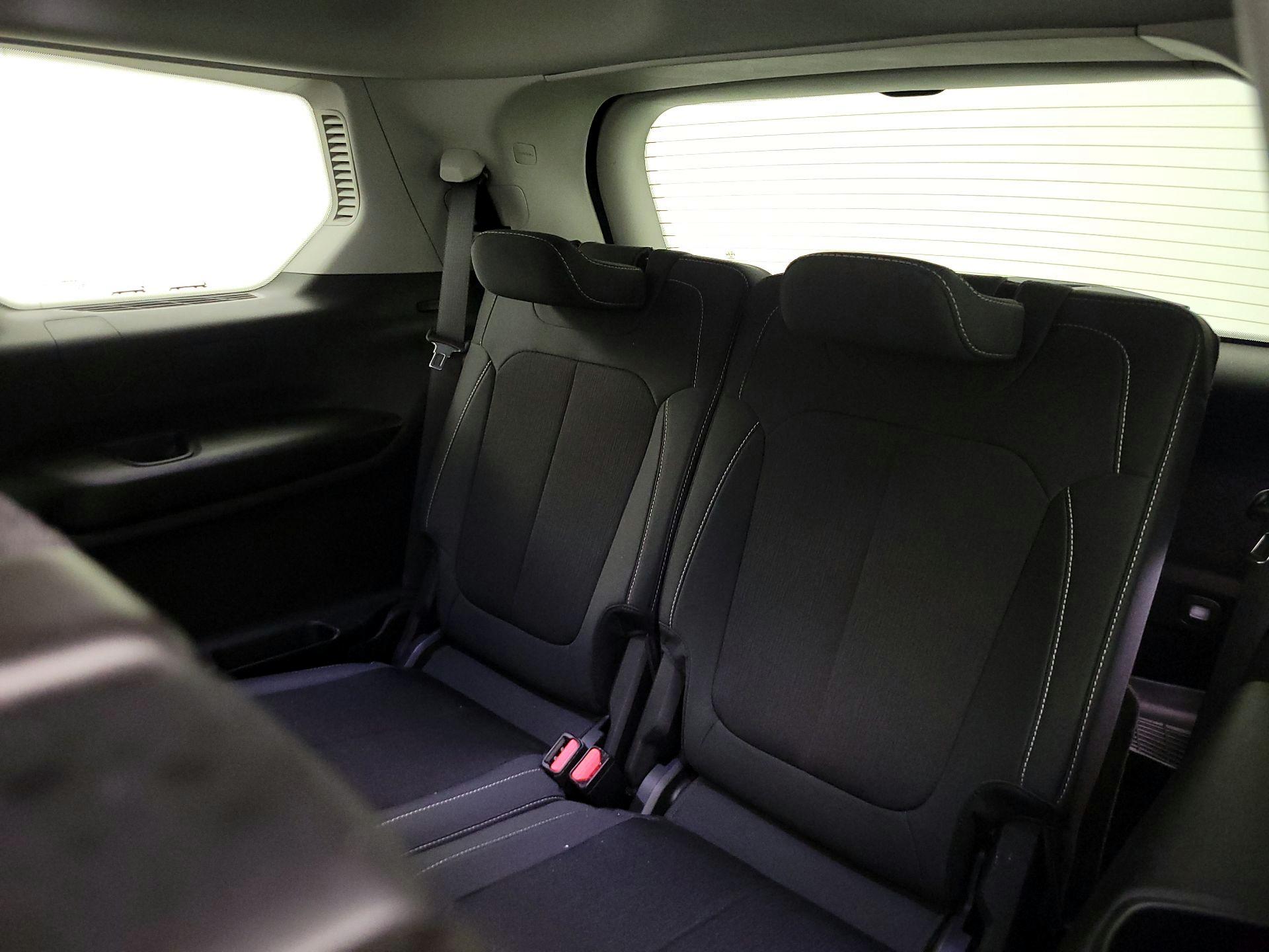 Thumbnail: 2023 Jeep Grand Cherokee L - 20