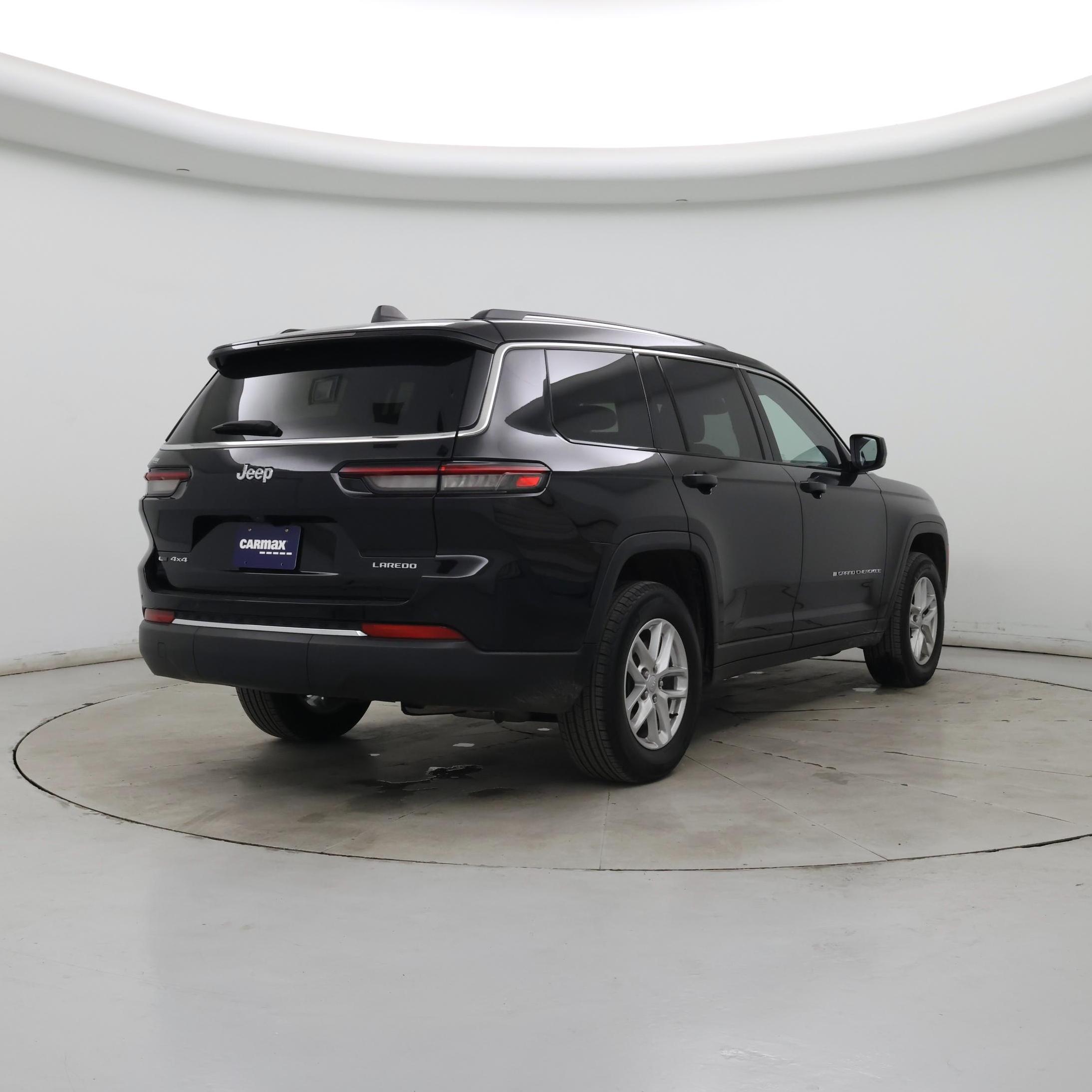 Thumbnail: 2023 Jeep Grand Cherokee L - 8