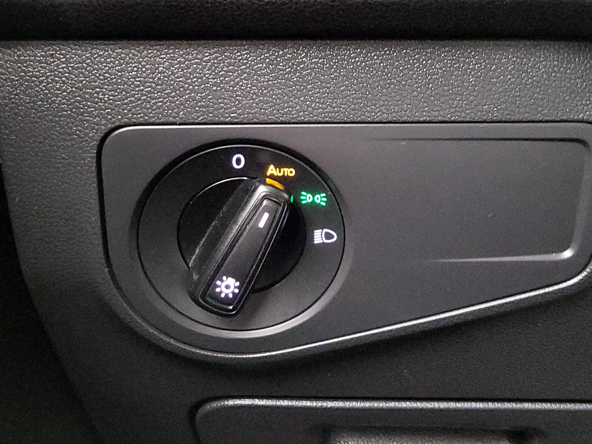 Thumbnail: 2024 Volkswagen Tiguan - 13