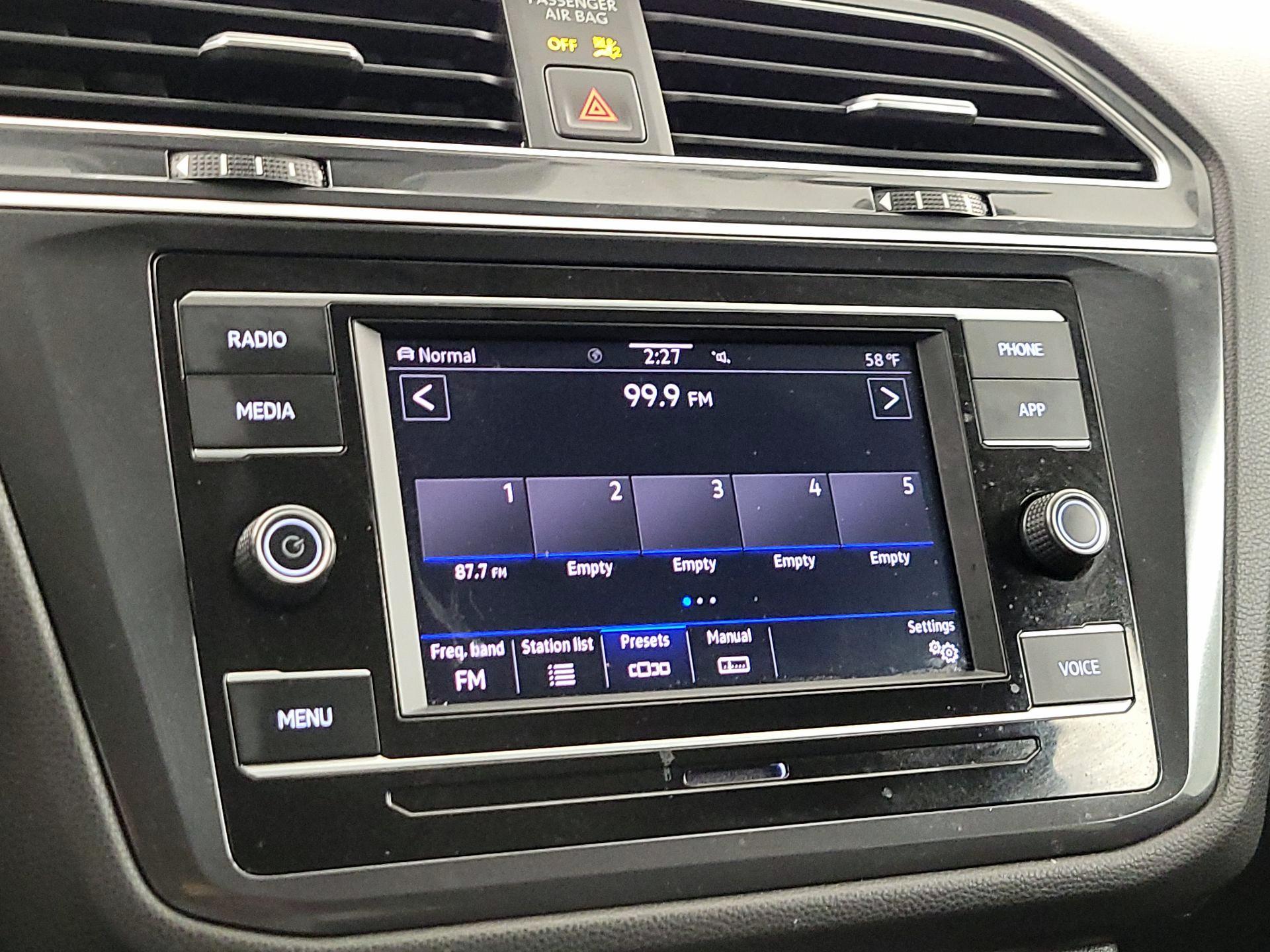 Thumbnail: 2024 Volkswagen Tiguan - 14