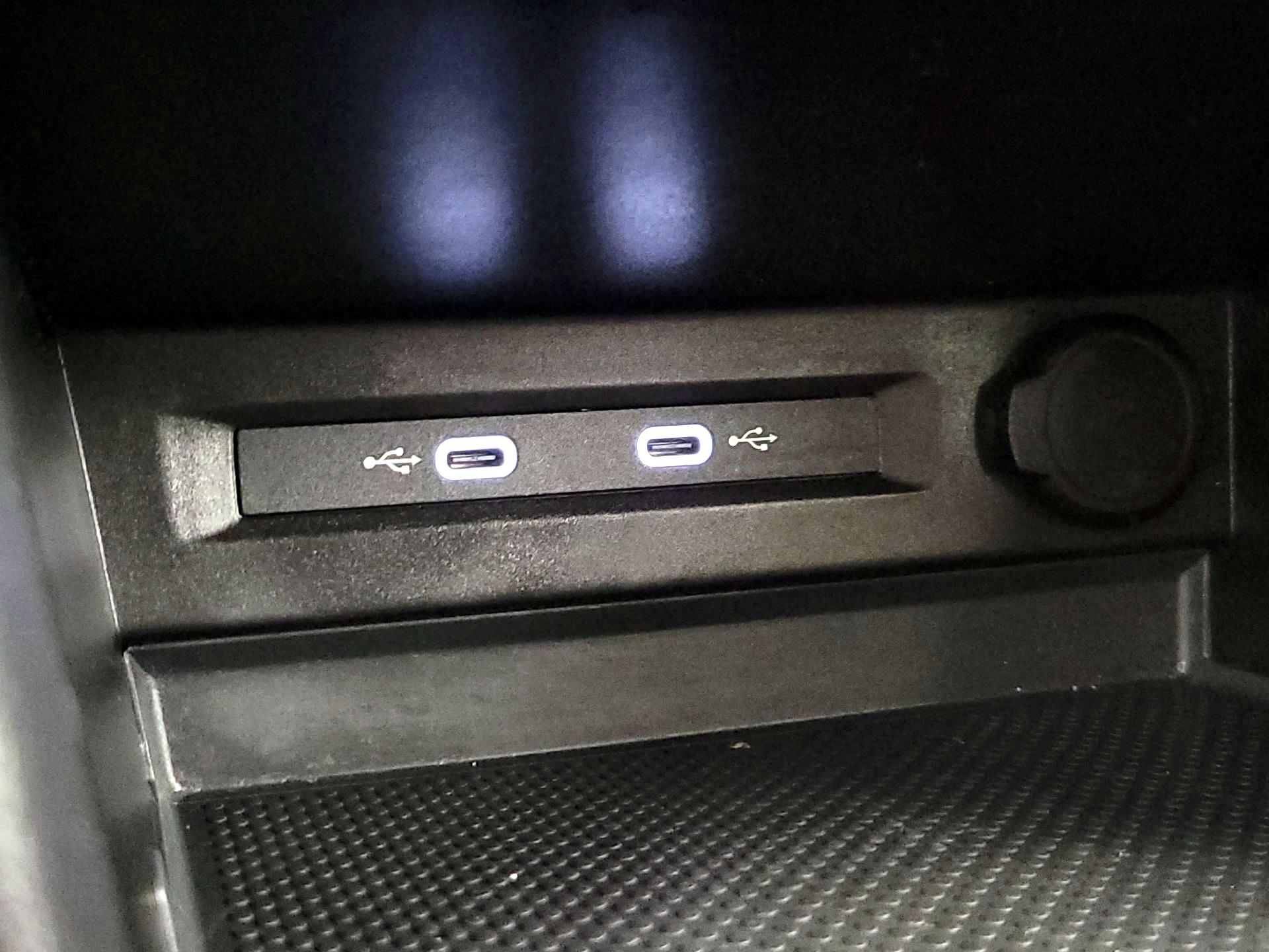 Thumbnail: 2024 Volkswagen Tiguan - 17