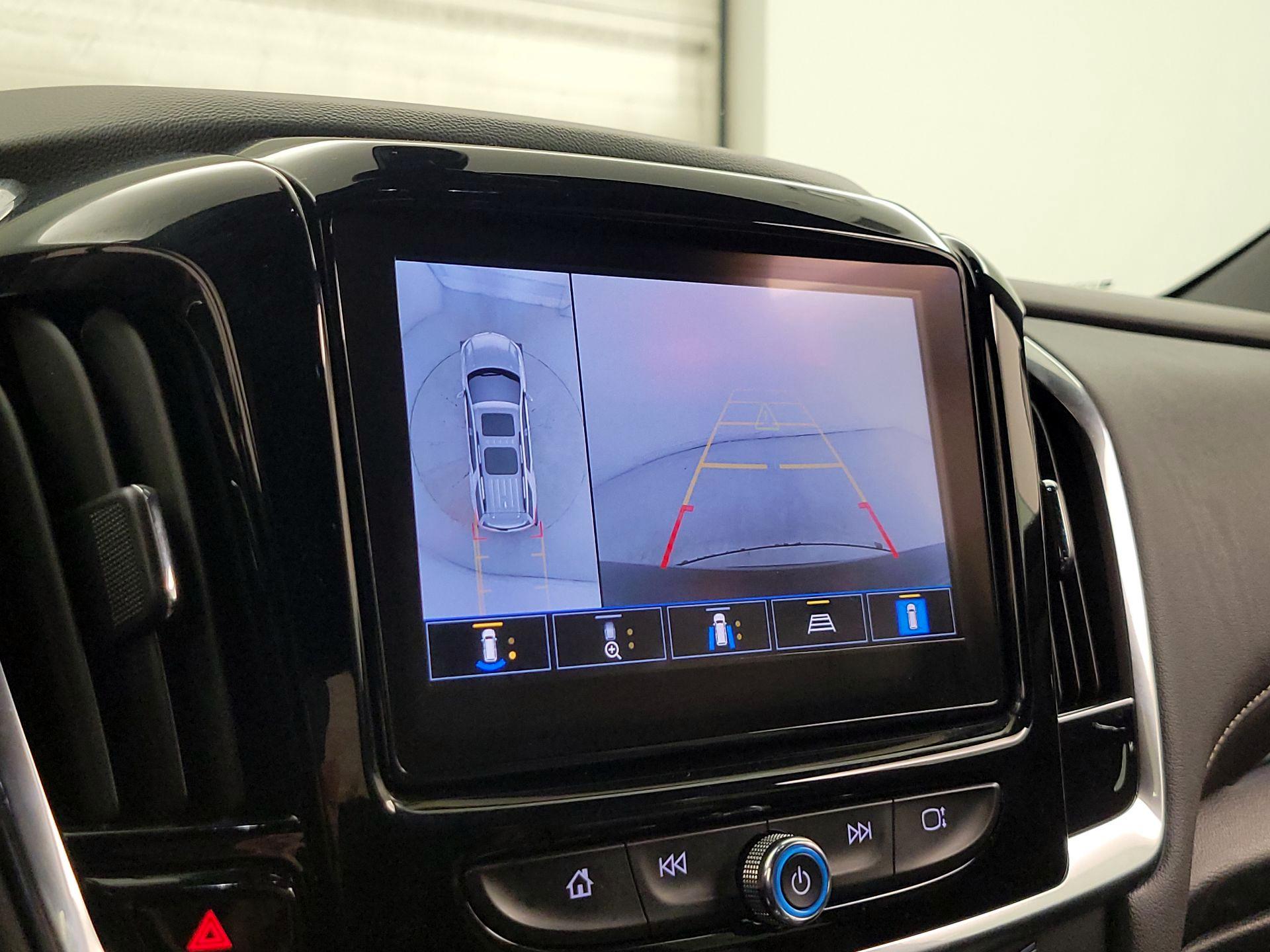 Thumbnail: 2023 Chevrolet Traverse - 15