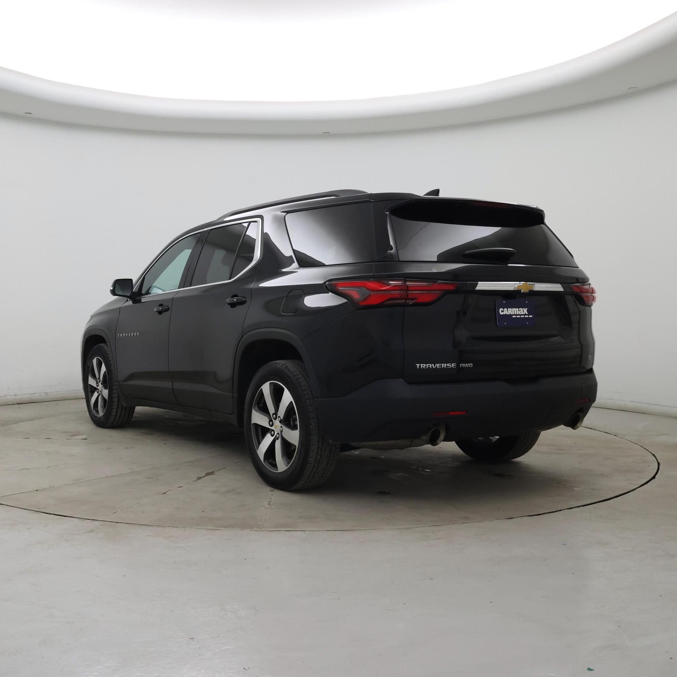 Thumbnail: 2023 Chevrolet Traverse - 2