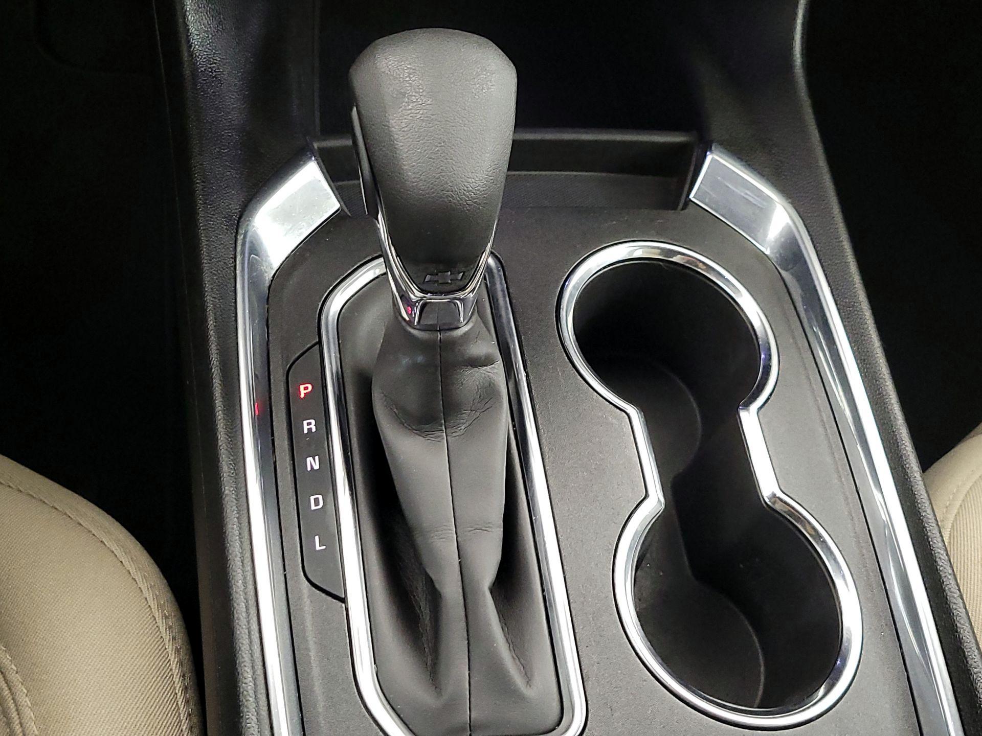 Thumbnail: 2023 Chevrolet Traverse - 17