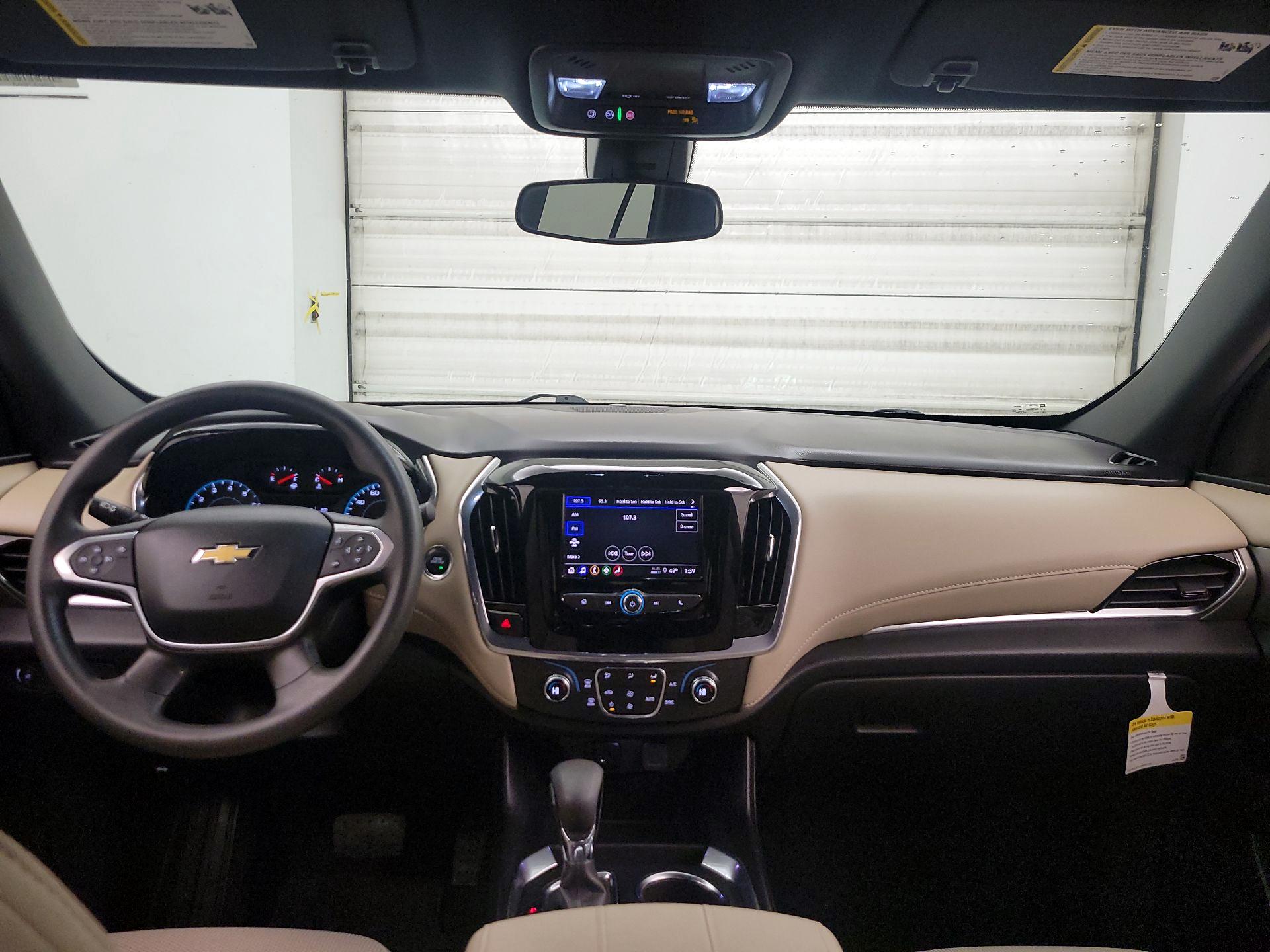 Thumbnail: 2023 Chevrolet Traverse - 9