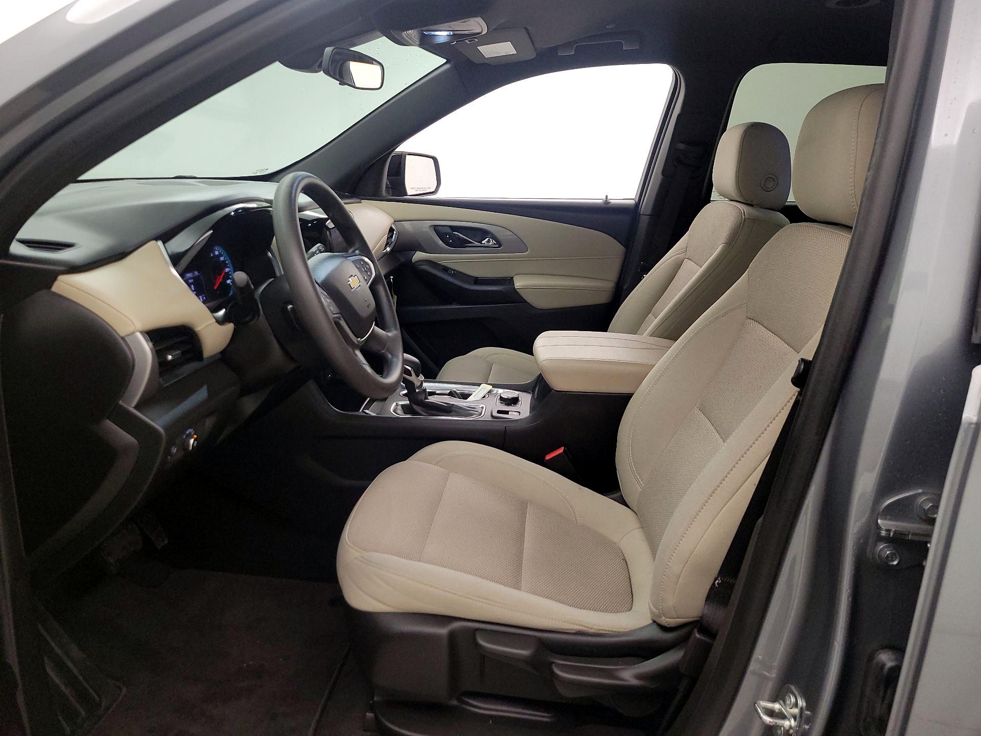 Thumbnail: 2023 Chevrolet Traverse - 11