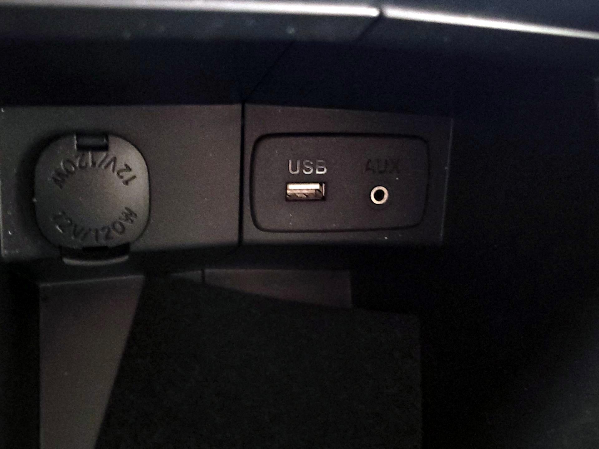 Thumbnail: 2017 Subaru Forester - 18