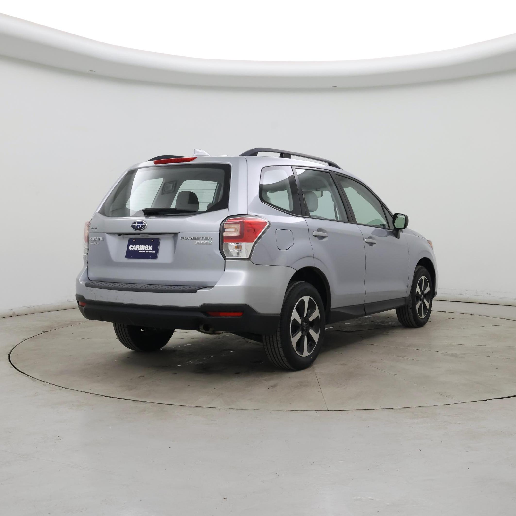 Thumbnail: 2017 Subaru Forester - 8