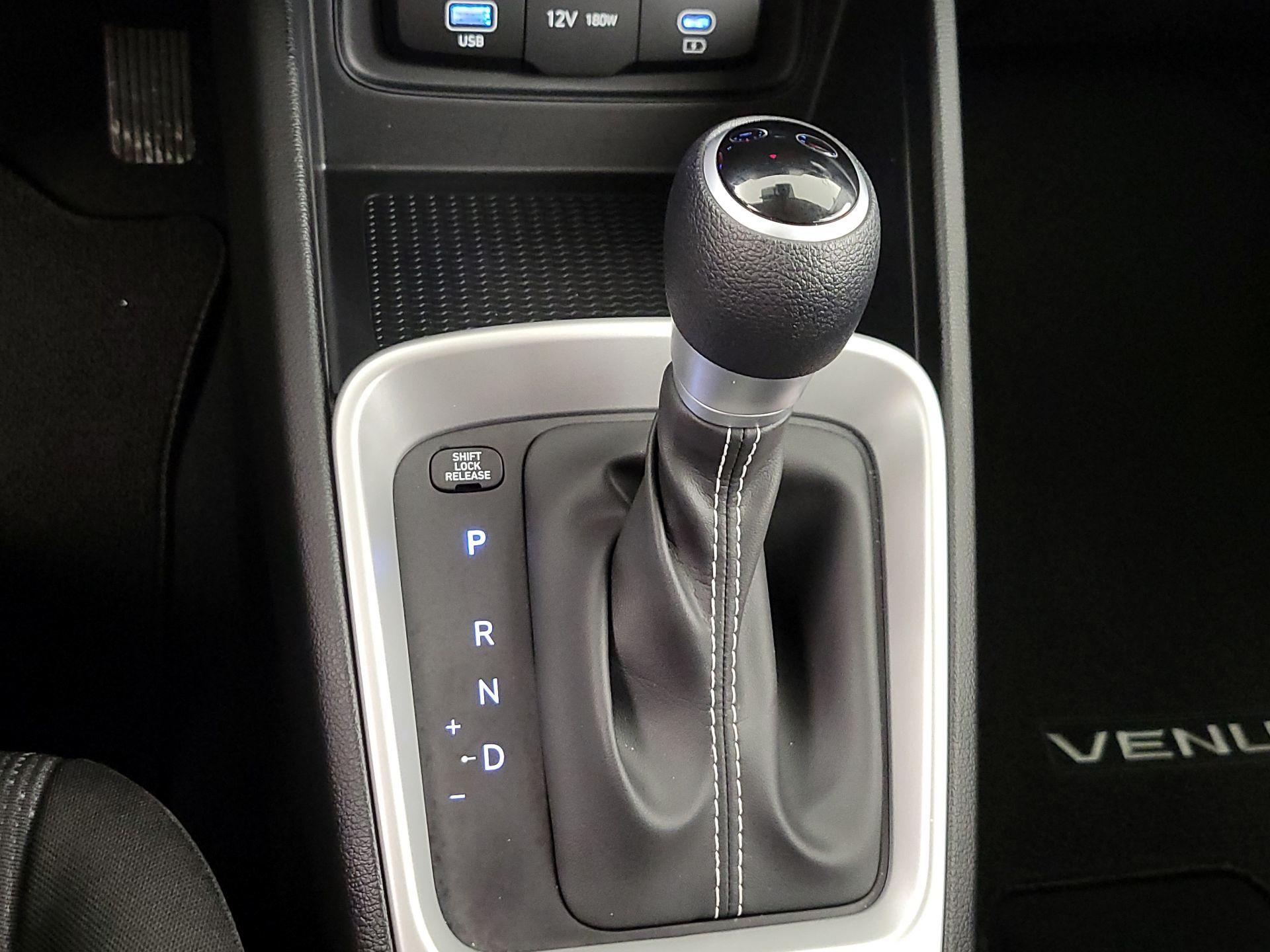 Thumbnail: 2025 Hyundai Venue - 17