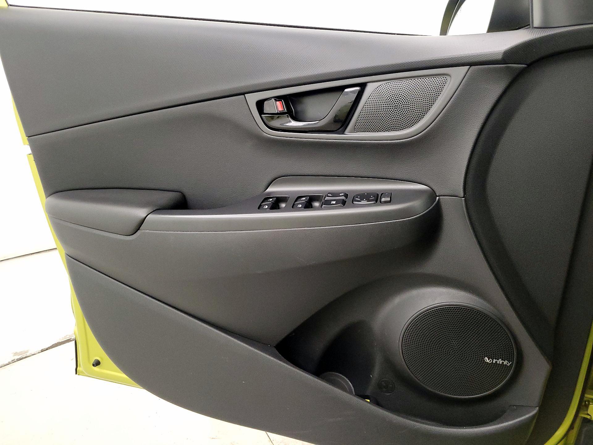 Thumbnail: 2019 Hyundai Kona - 12