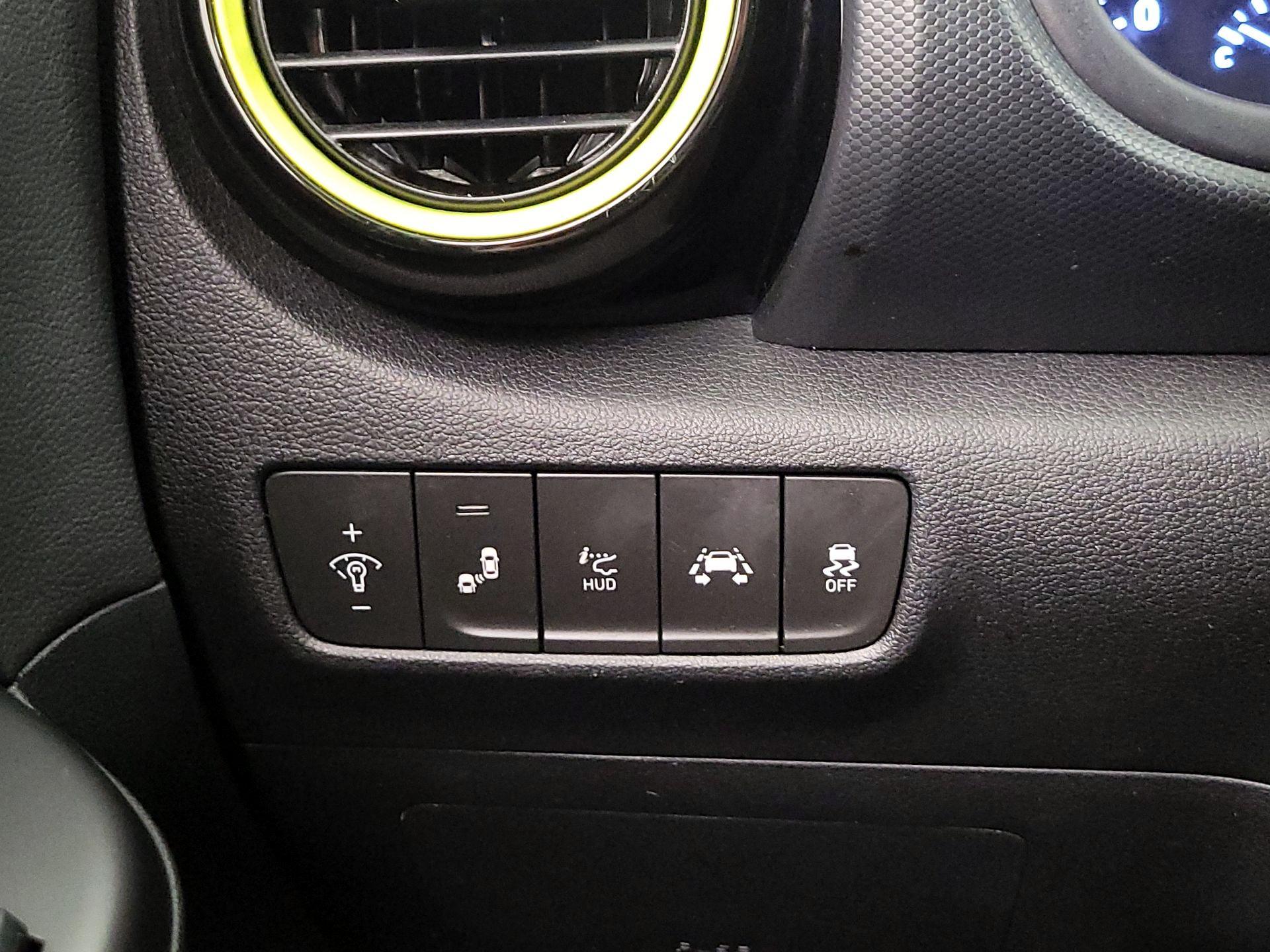 Thumbnail: 2019 Hyundai Kona - 13