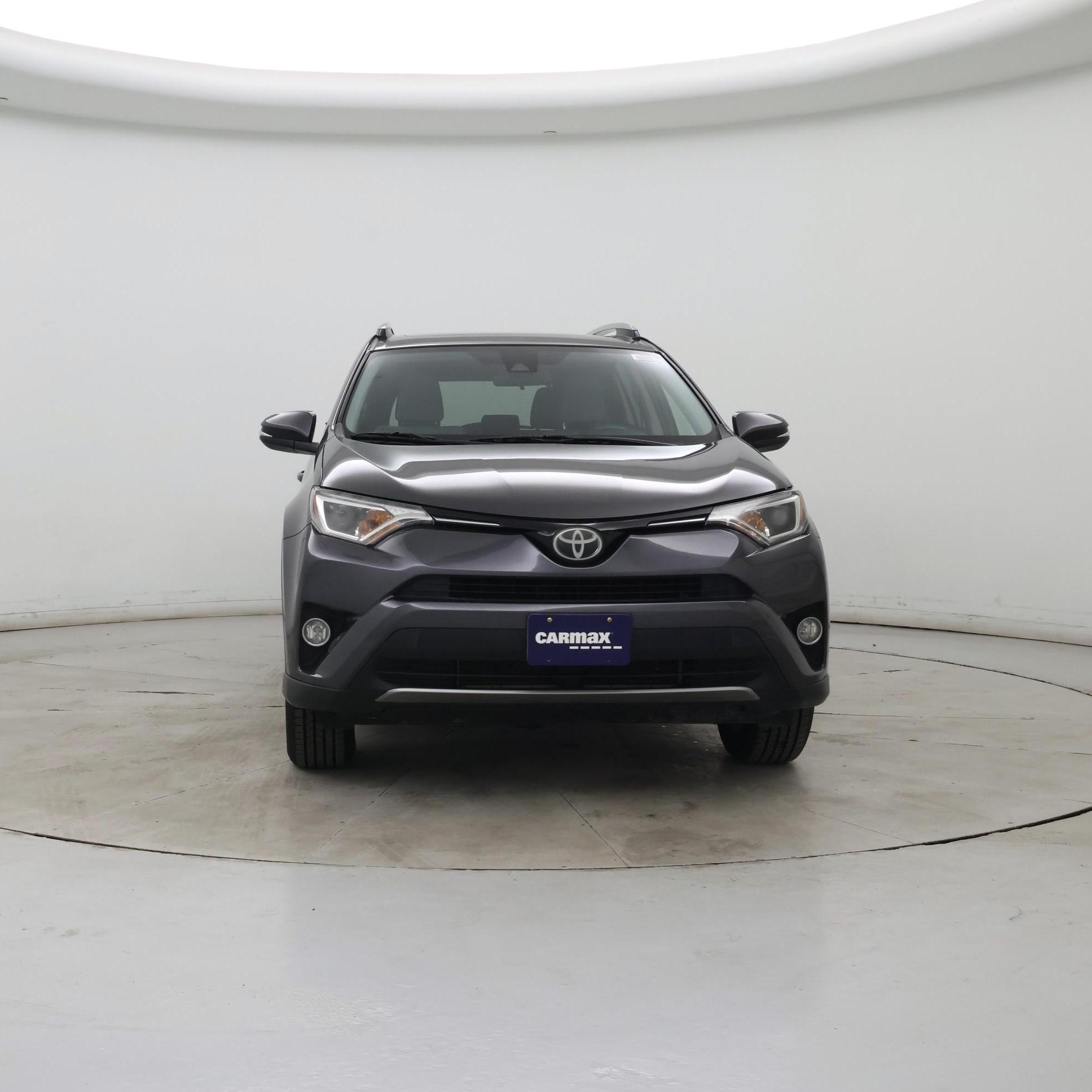 Thumbnail: 2017 Toyota RAV4 - 5