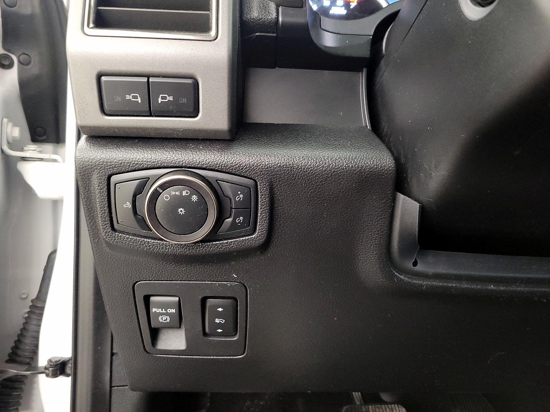 Thumbnail: 2019 Ford F-150 - 13