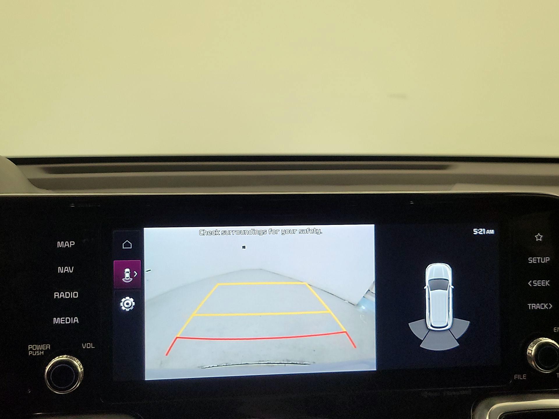 Thumbnail: 2023 Kia Sorento - 15