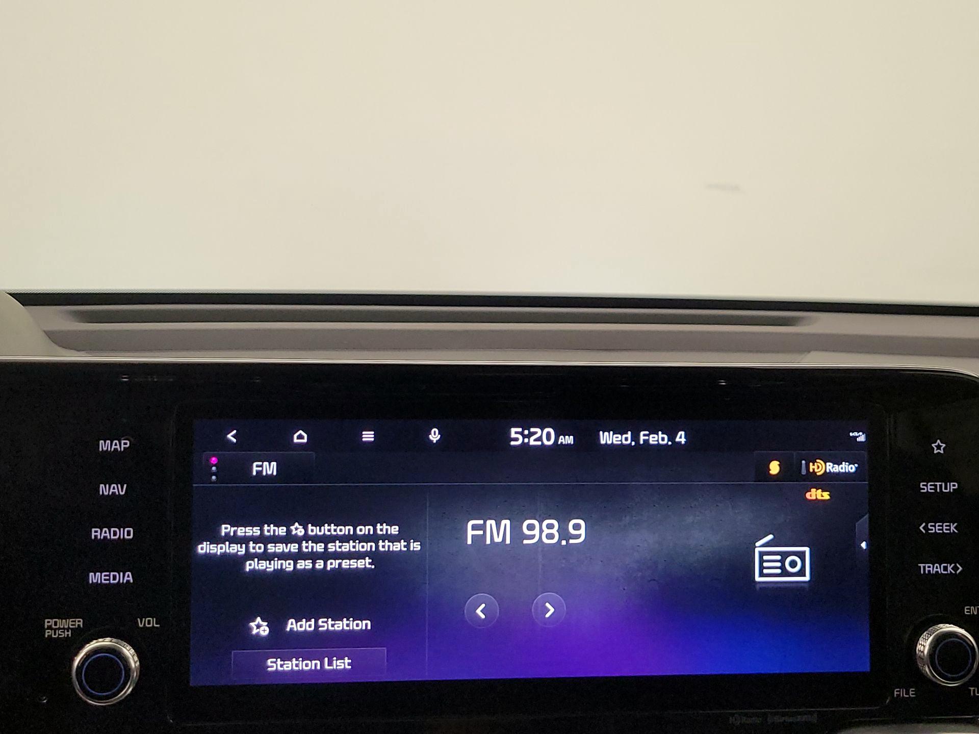 Thumbnail: 2023 Kia Sorento - 16