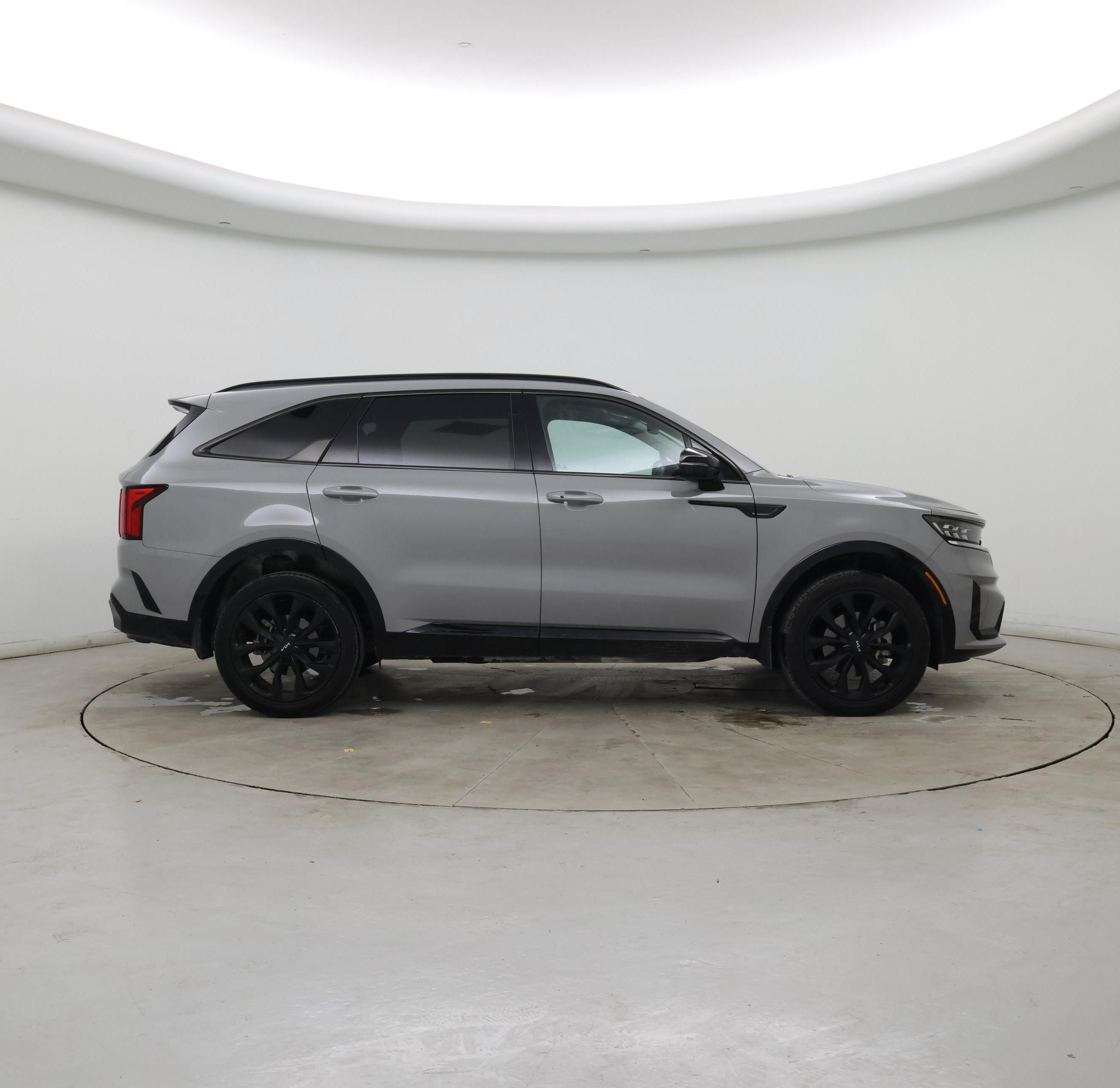 Thumbnail: 2023 Kia Sorento - 7