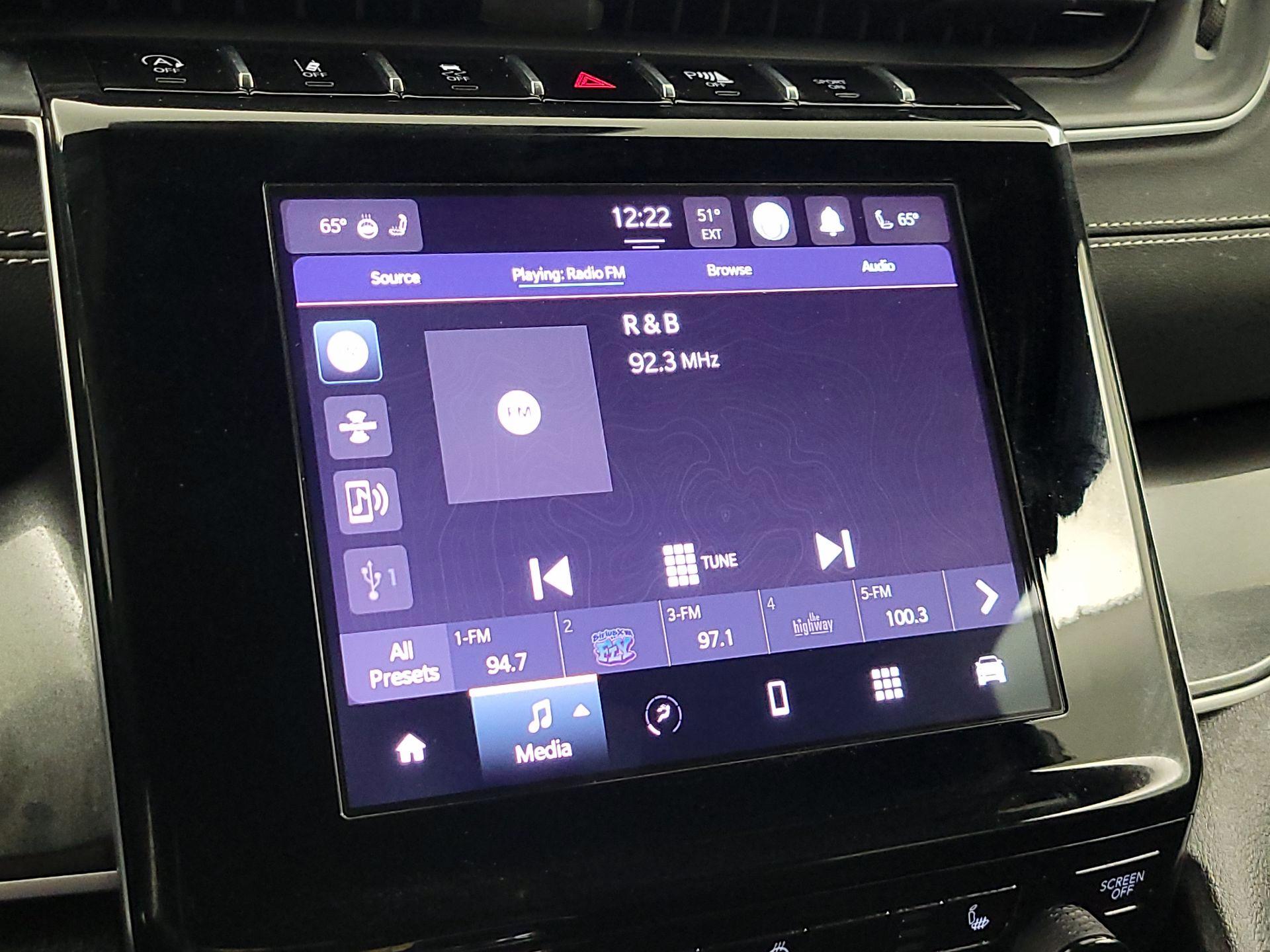 Thumbnail: 2023 Jeep Grand Cherokee - 15