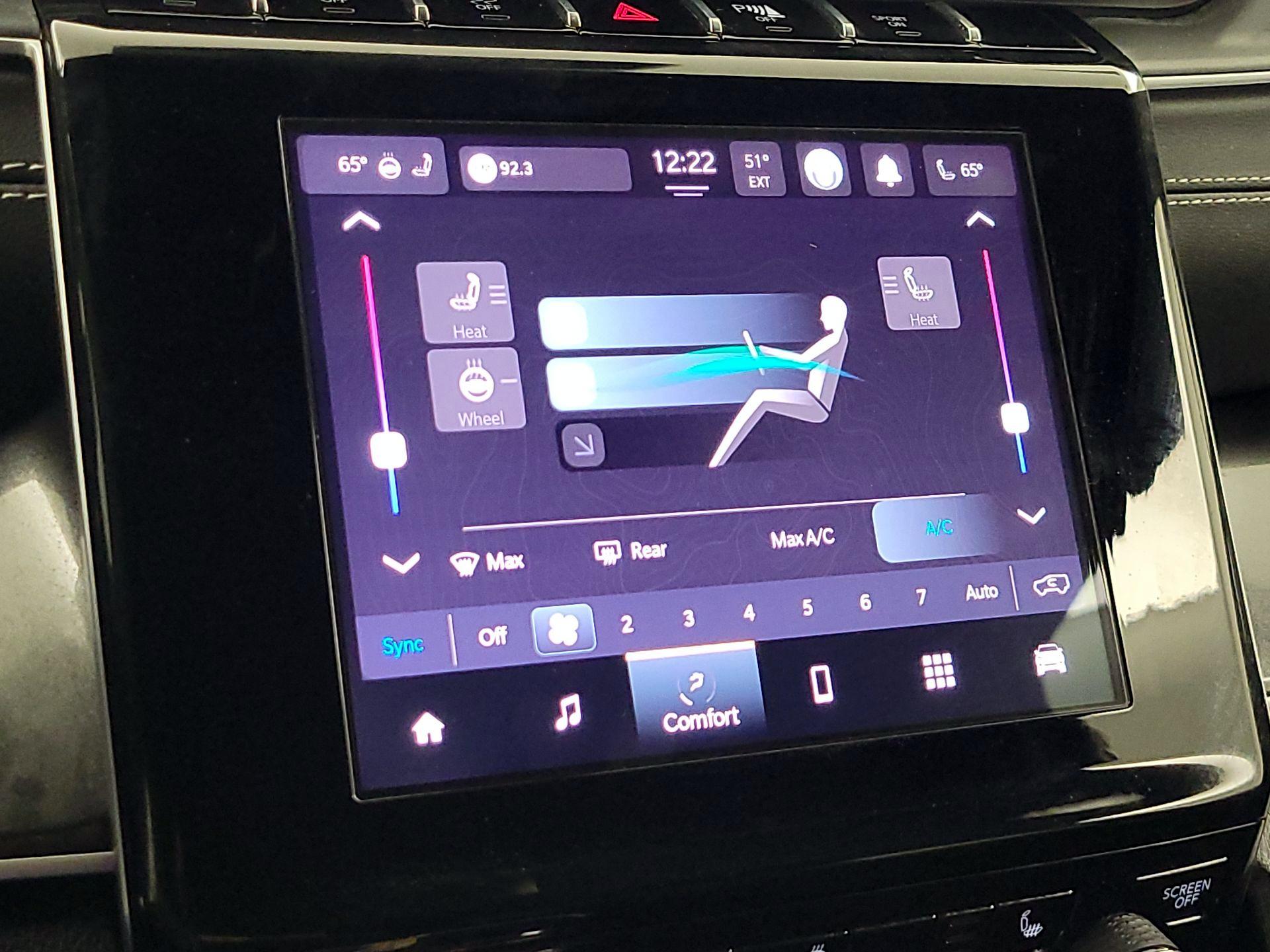 Thumbnail: 2023 Jeep Grand Cherokee - 16