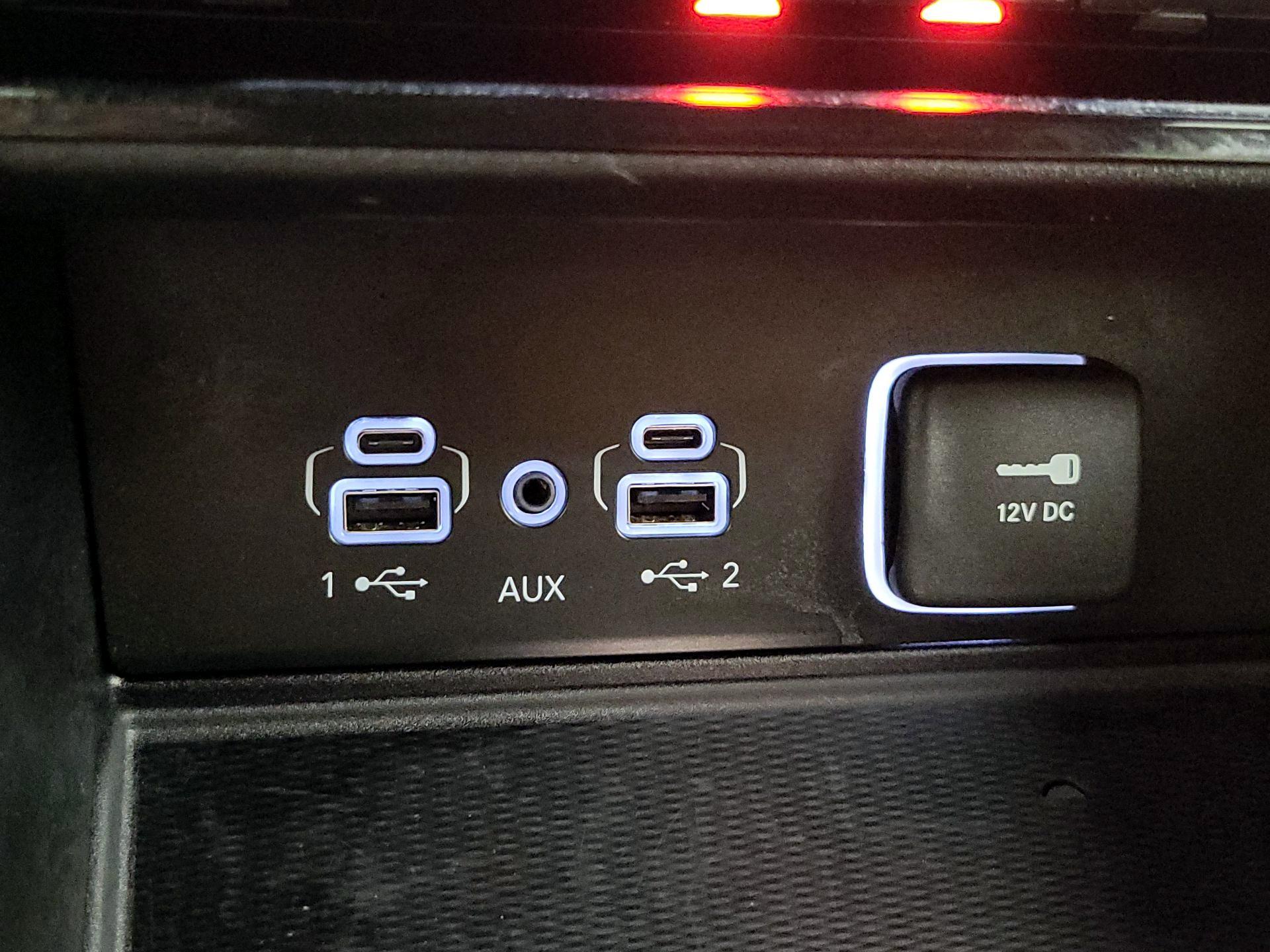 Thumbnail: 2023 Jeep Grand Cherokee - 18