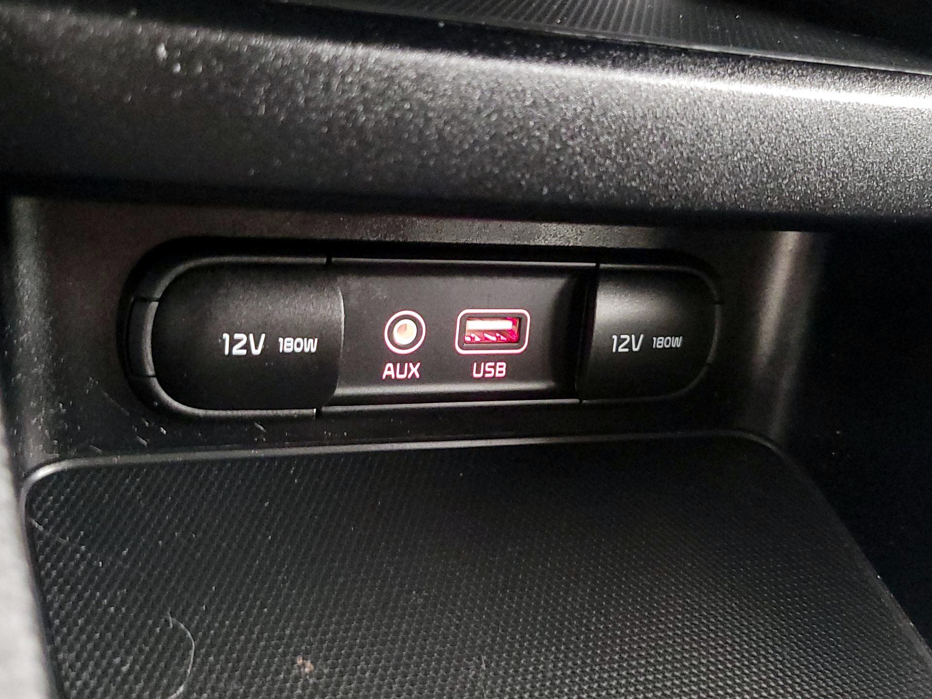 Thumbnail: 2021 Kia Forte - 18
