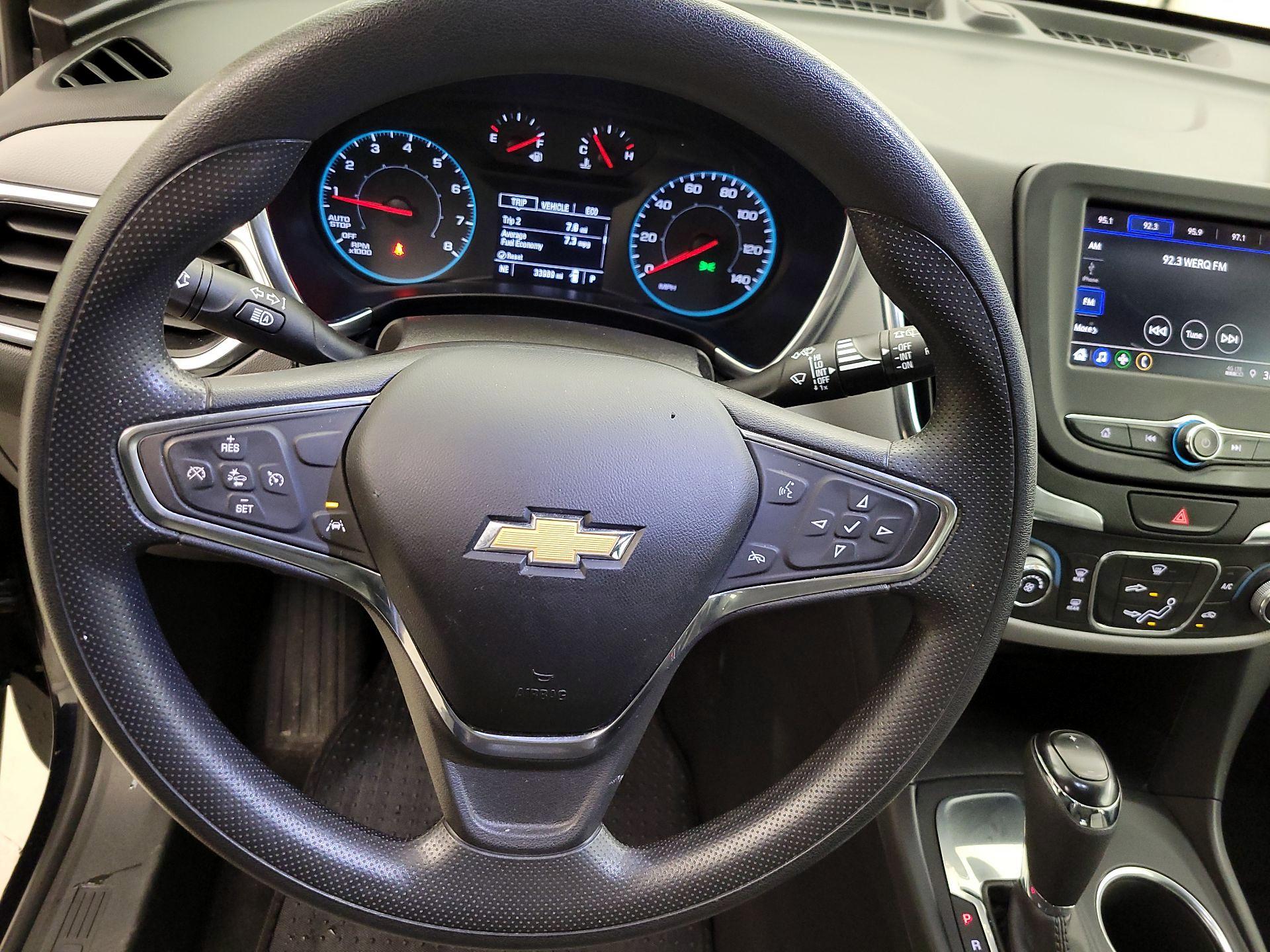 Thumbnail: 2021 Chevrolet Equinox - 10