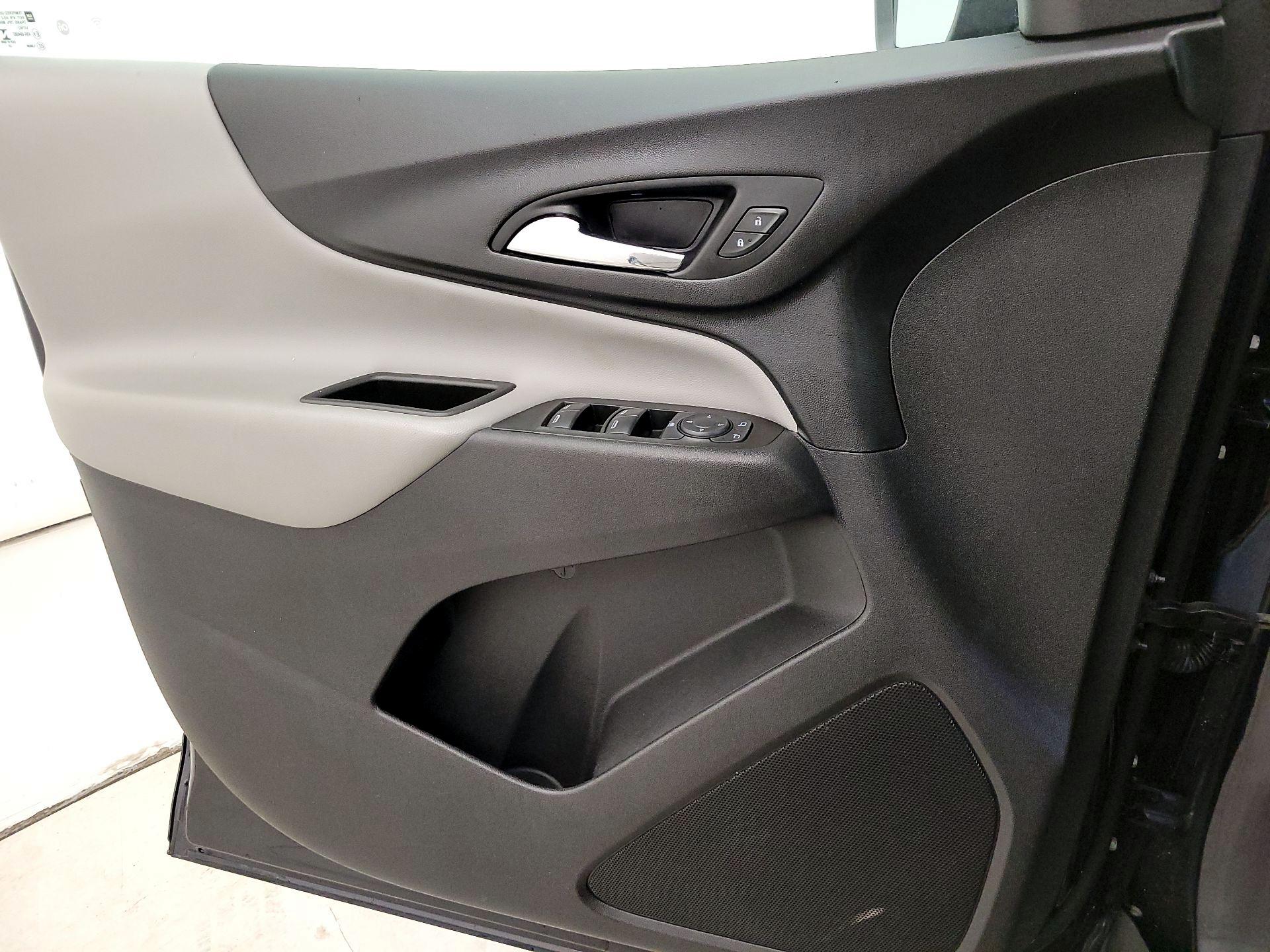 Thumbnail: 2021 Chevrolet Equinox - 12