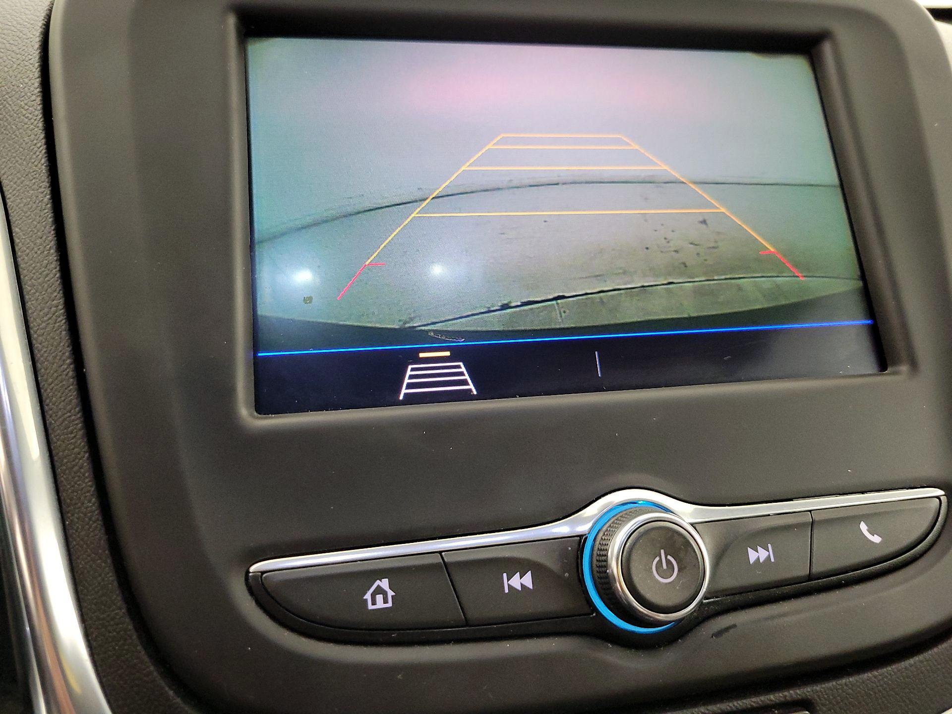 Thumbnail: 2021 Chevrolet Equinox - 14