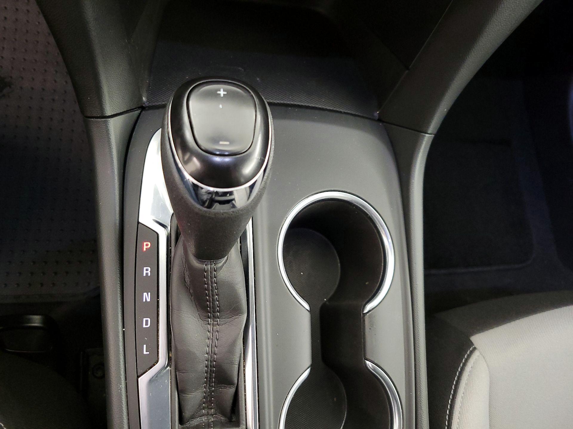 Thumbnail: 2021 Chevrolet Equinox - 17