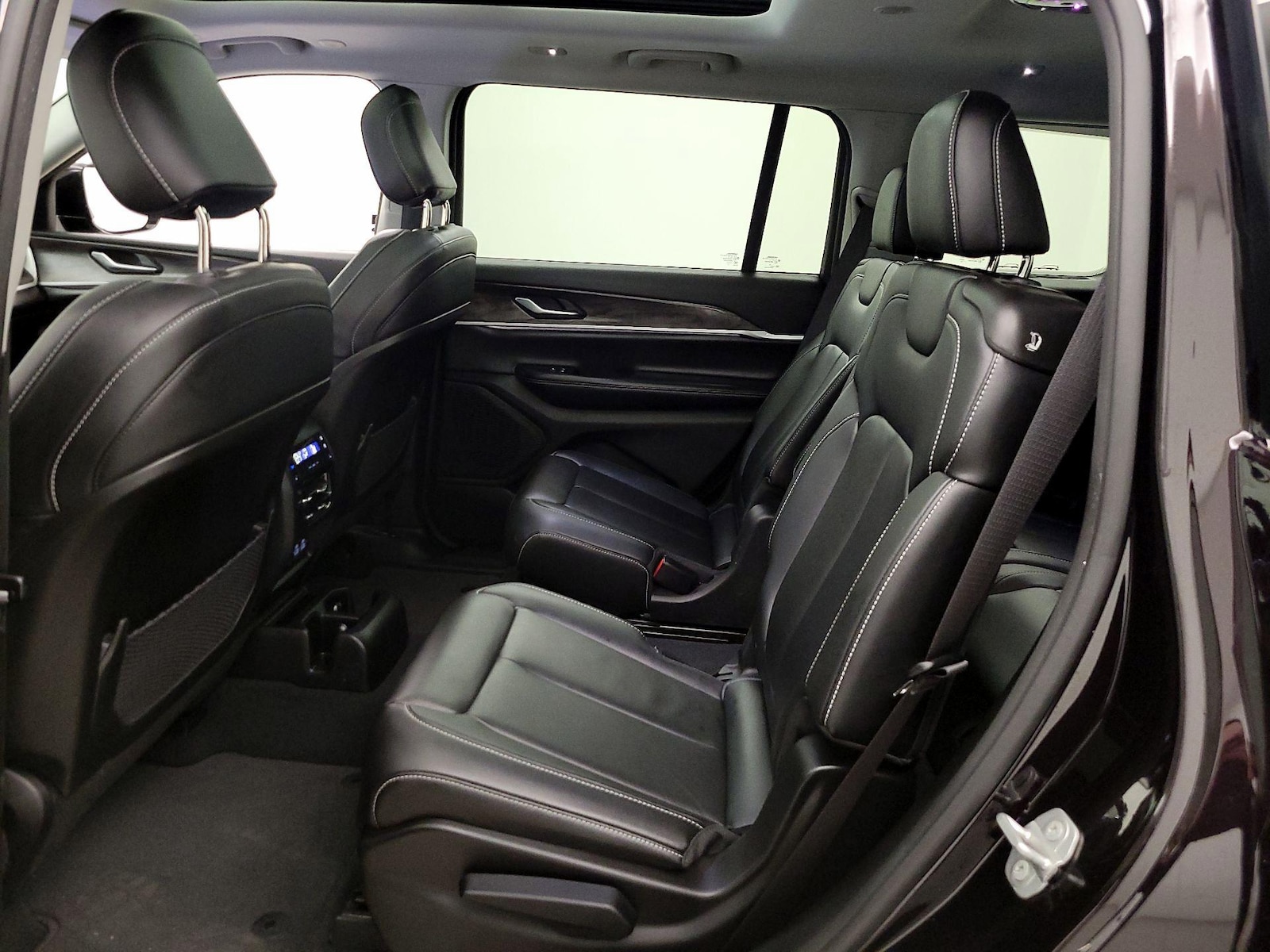 Rear Air Conditioning