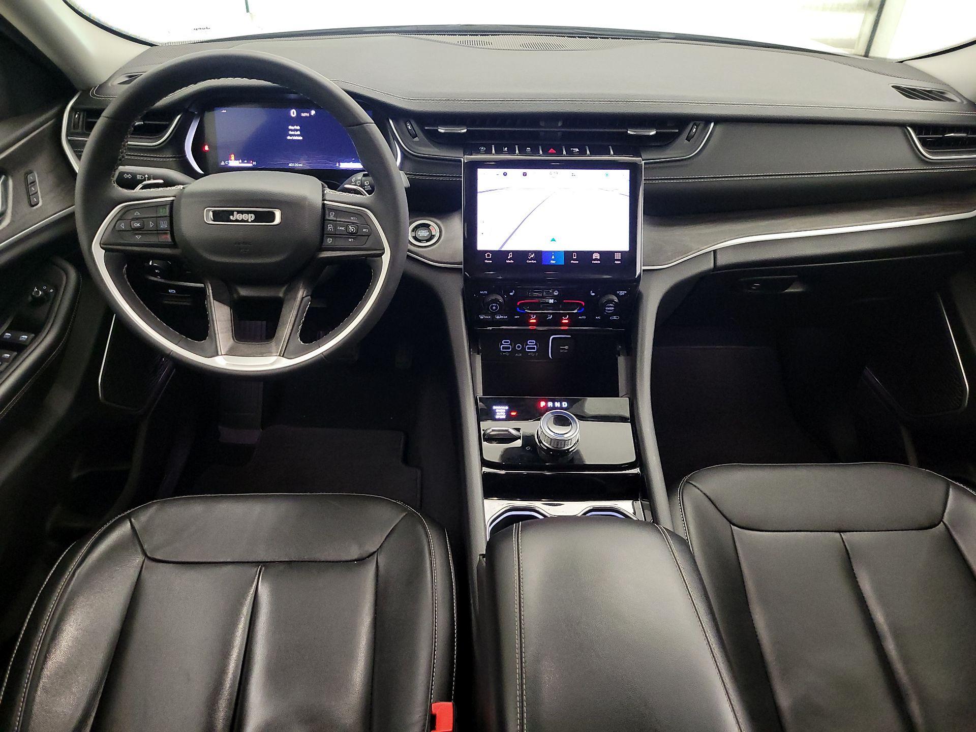 Thumbnail: 2023 Jeep Grand Cherokee - 9