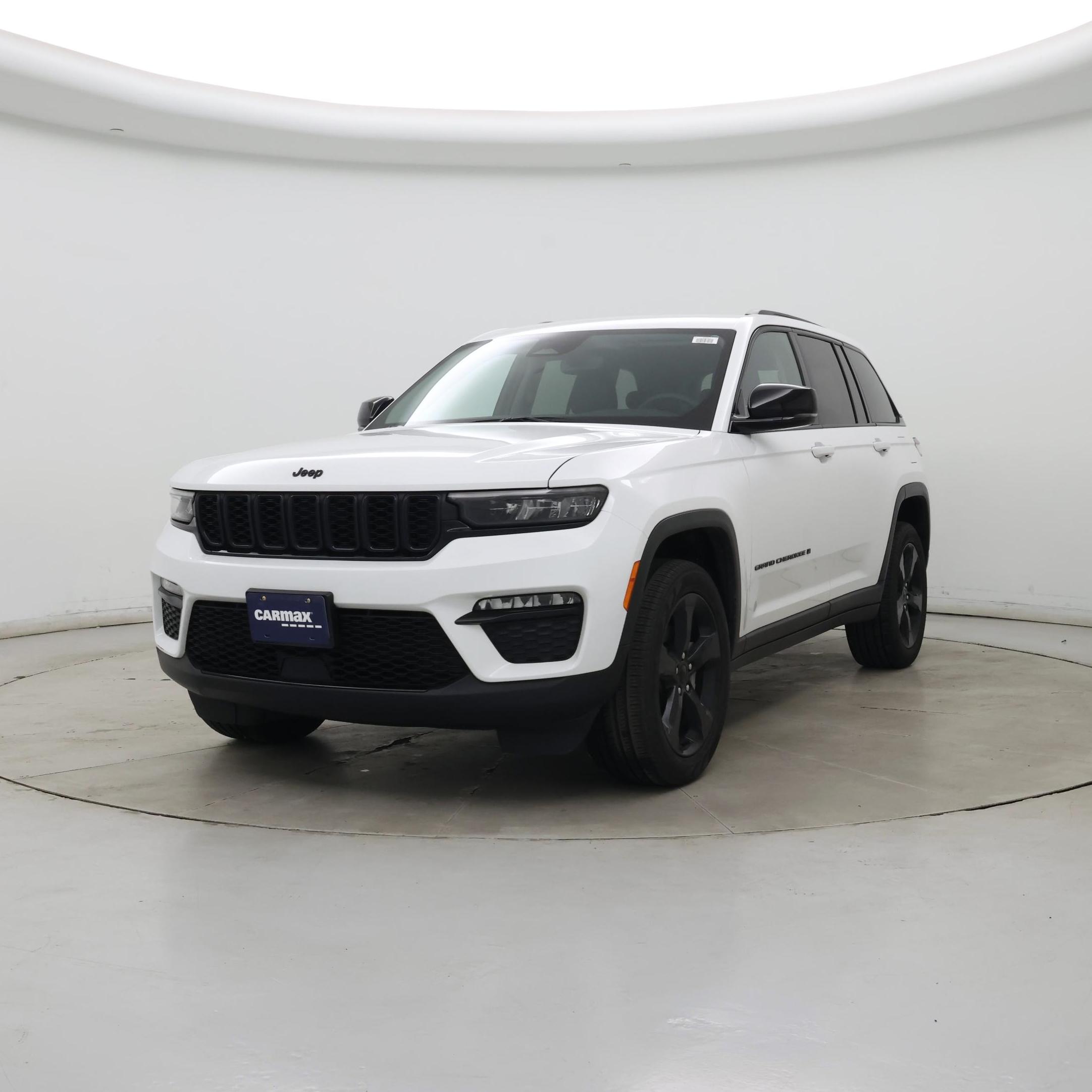 Thumbnail: 2023 Jeep Grand Cherokee - 4